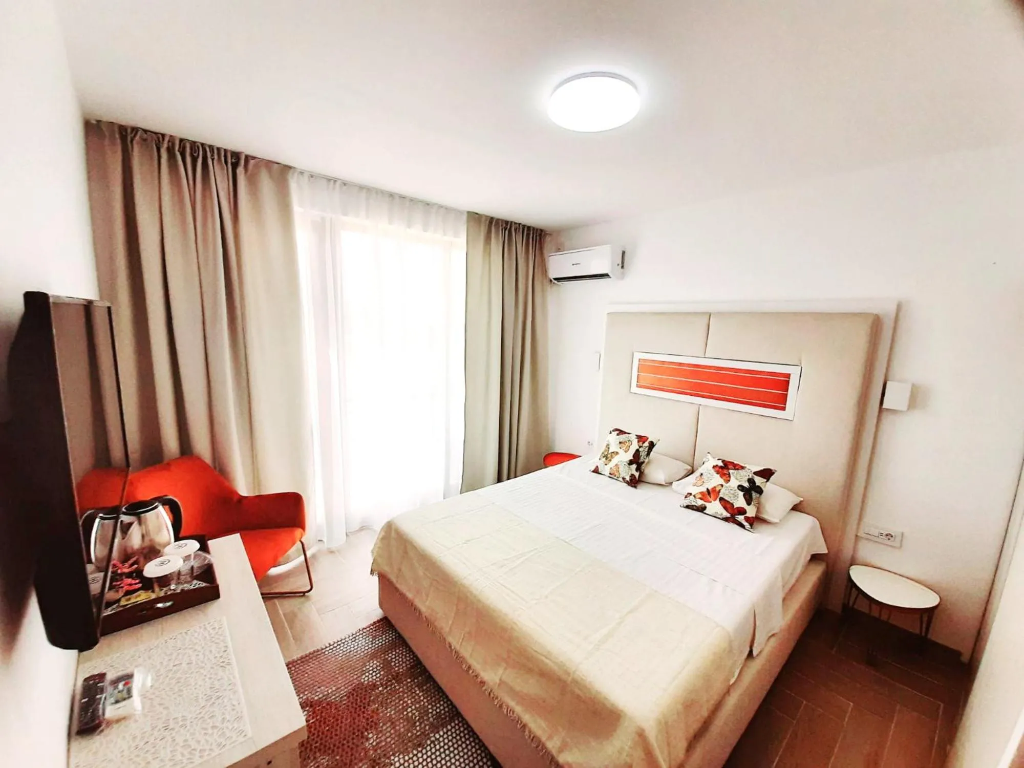 Bedroom, Bed in Adriano pe plaja Belona
