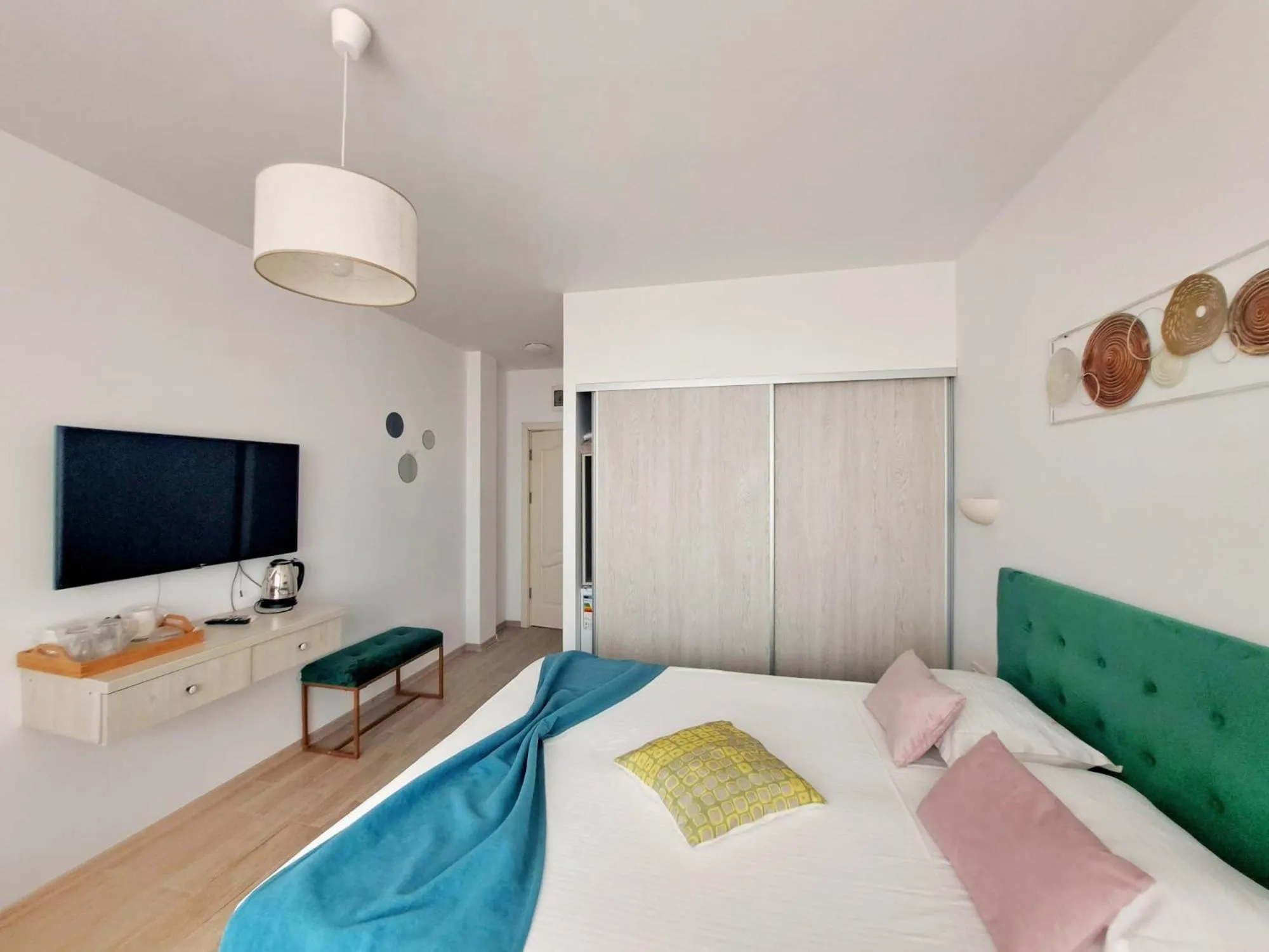 Bedroom, Bed in Adriano pe plaja Belona