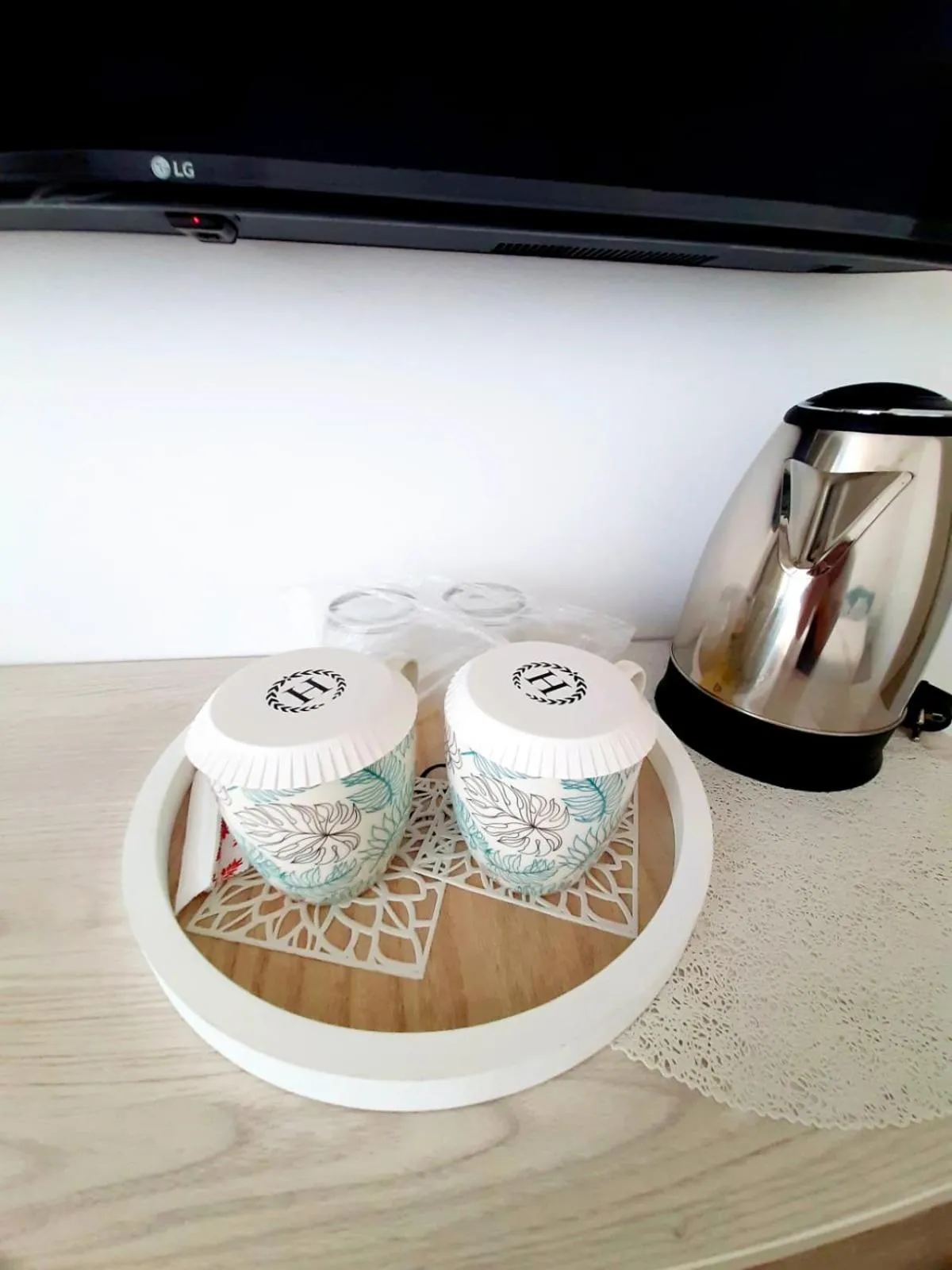 Coffee/tea facilities in Adriano pe plaja Belona