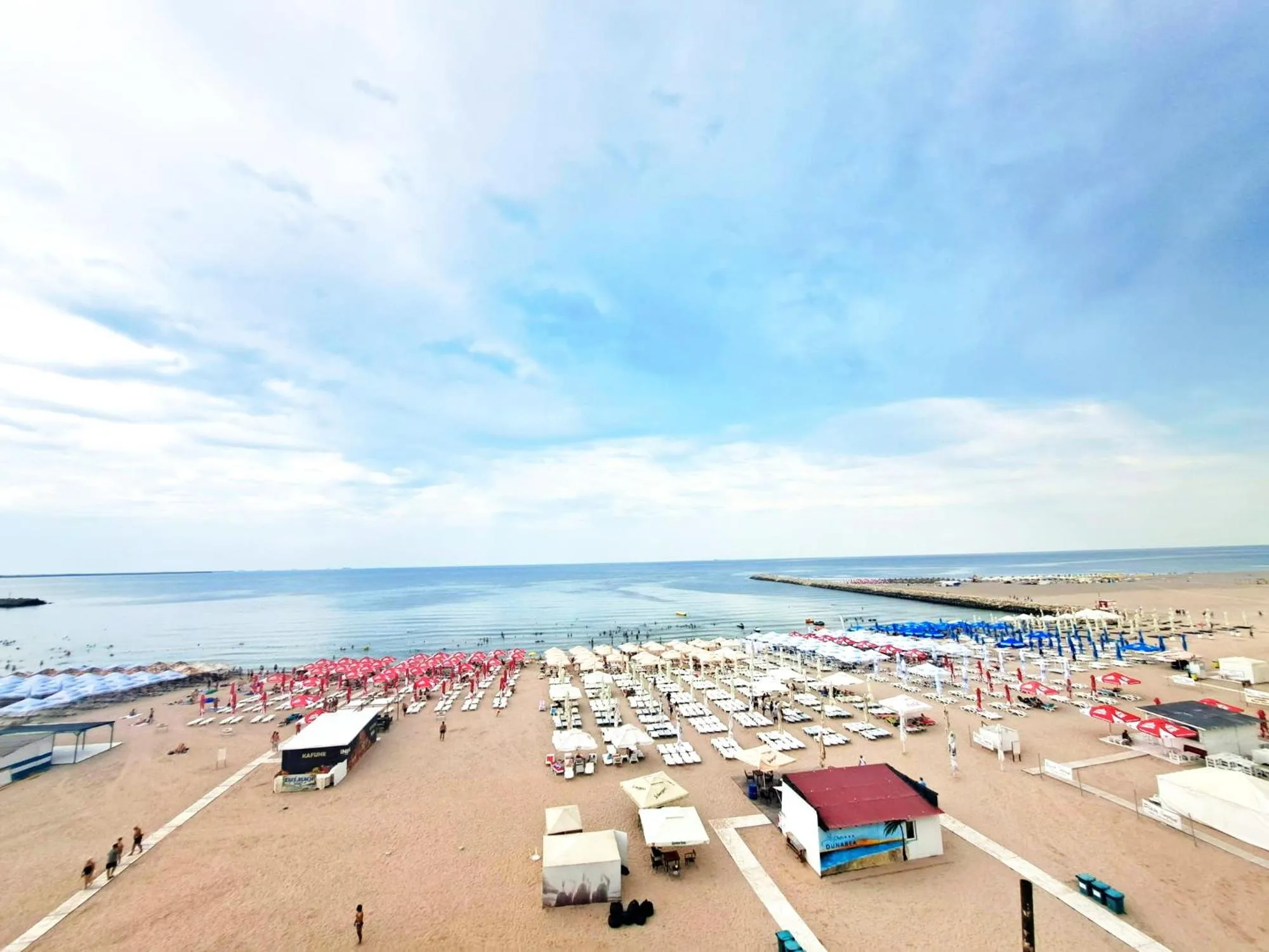 Sea view in Adriano pe plaja Belona