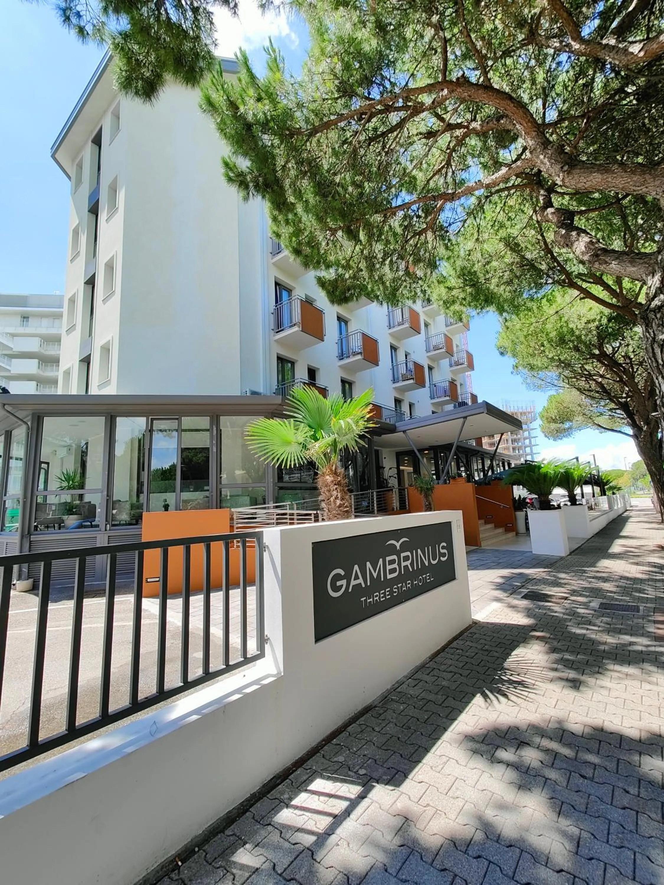 Facade/entrance in Hotel Gambrinus