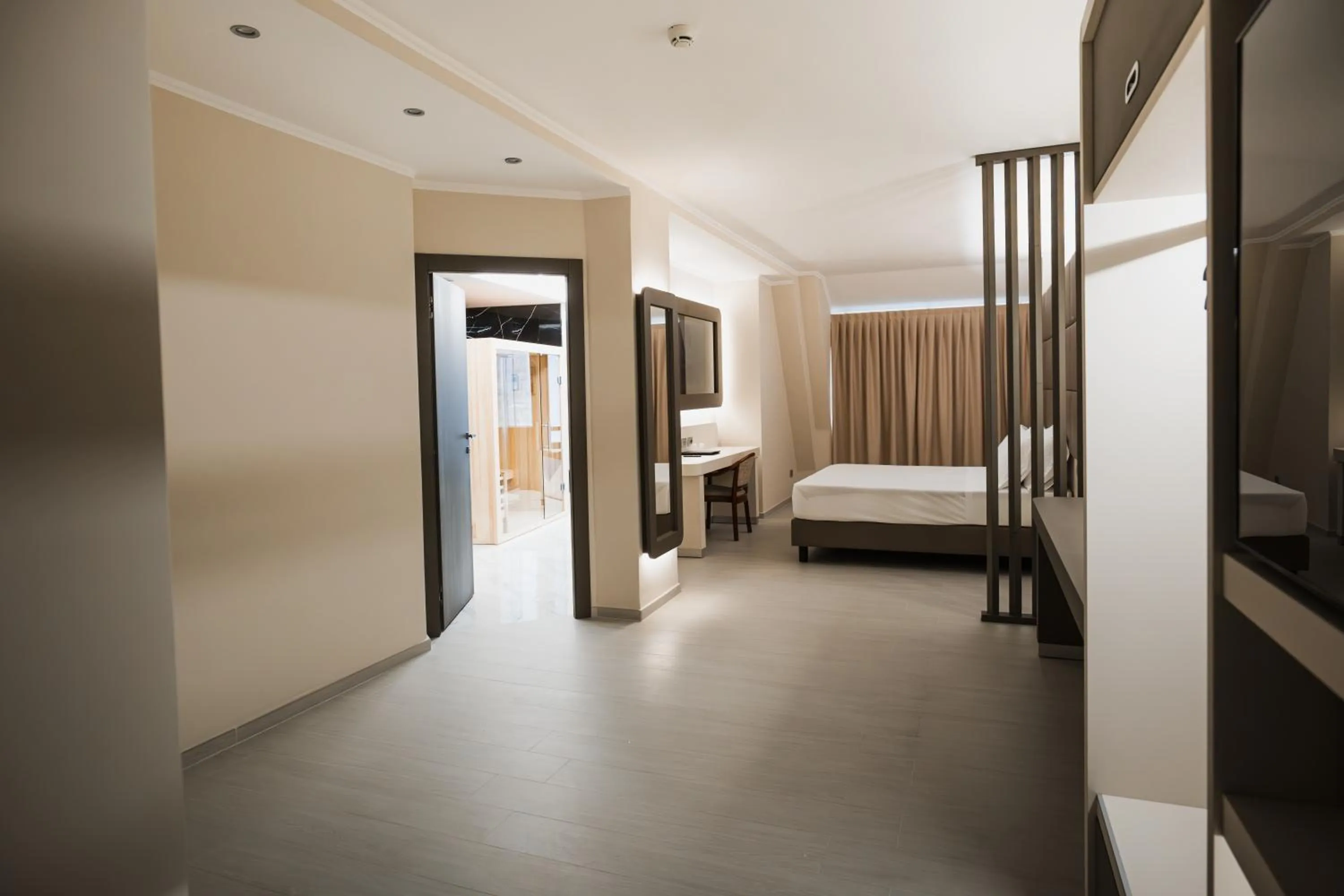 Bed in Grand Hotel Europa