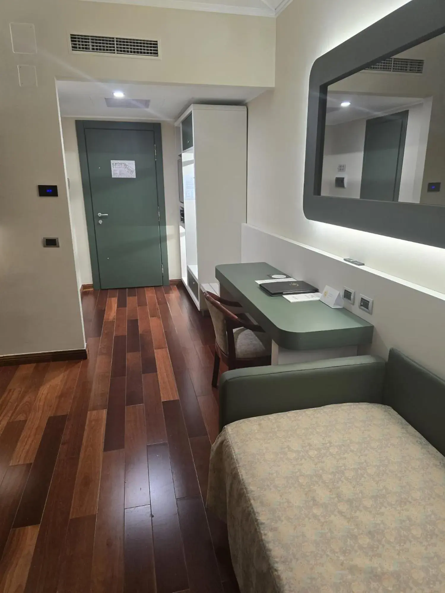 Triple Room - single occupancy in Grand Hotel Europa Triple Room - single occupancy in Grand Hotel Europa