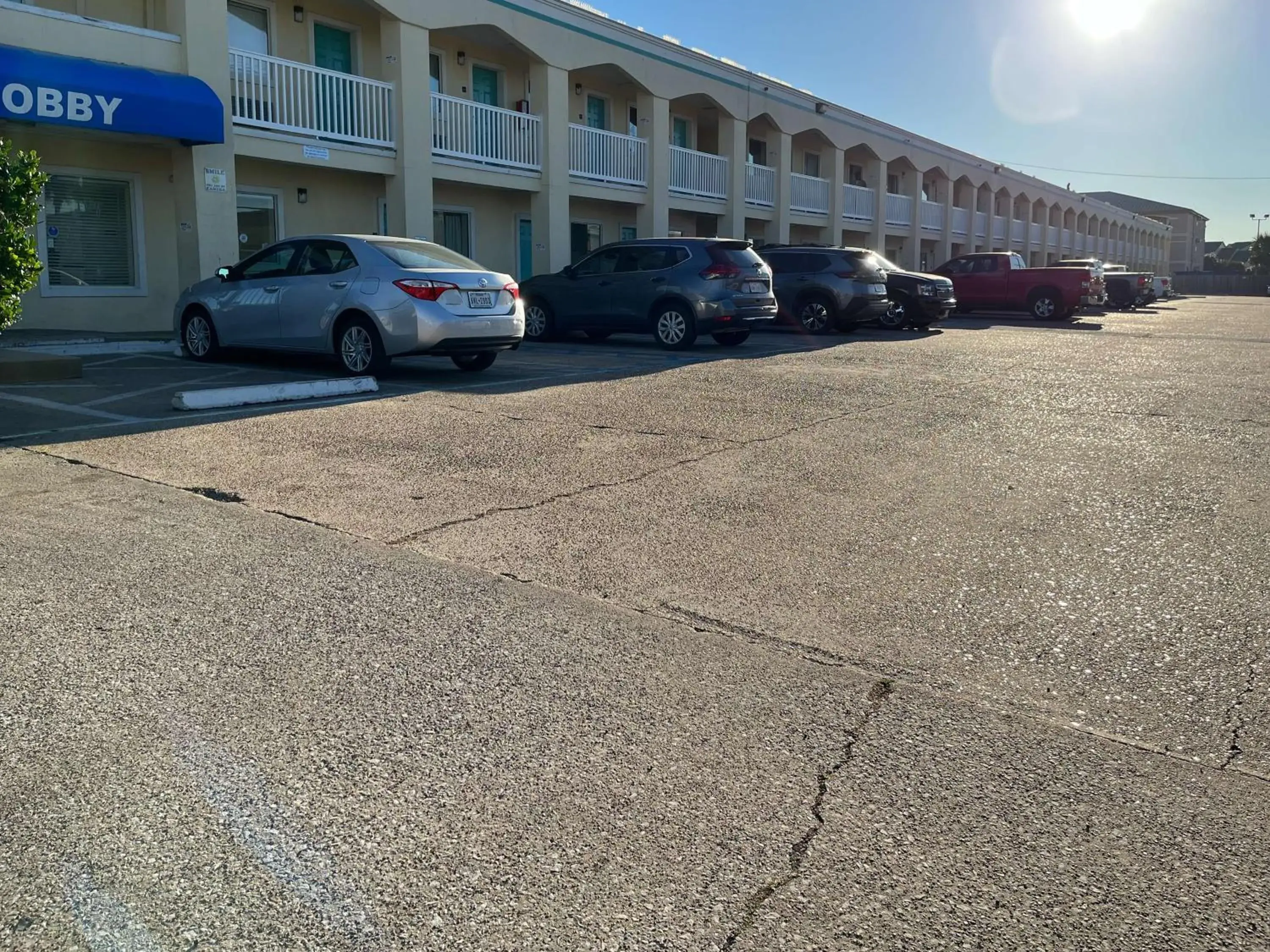 Property building in Motel 6 Galveston, TX Seawall Property building in Motel 6 Galveston, TX Seawall