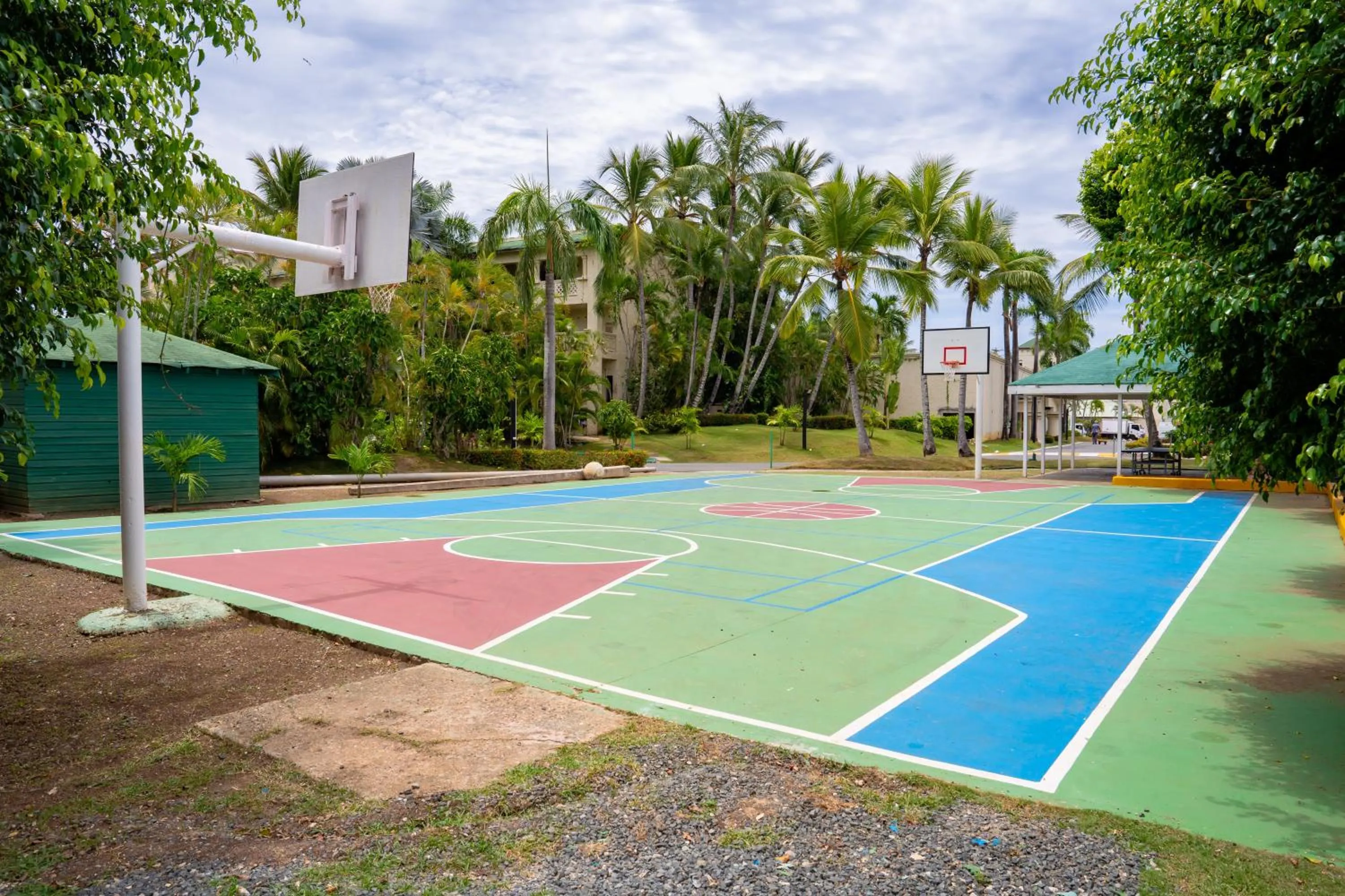 Sports in Coral Costa Caribe Beach Resort - All Inclusive