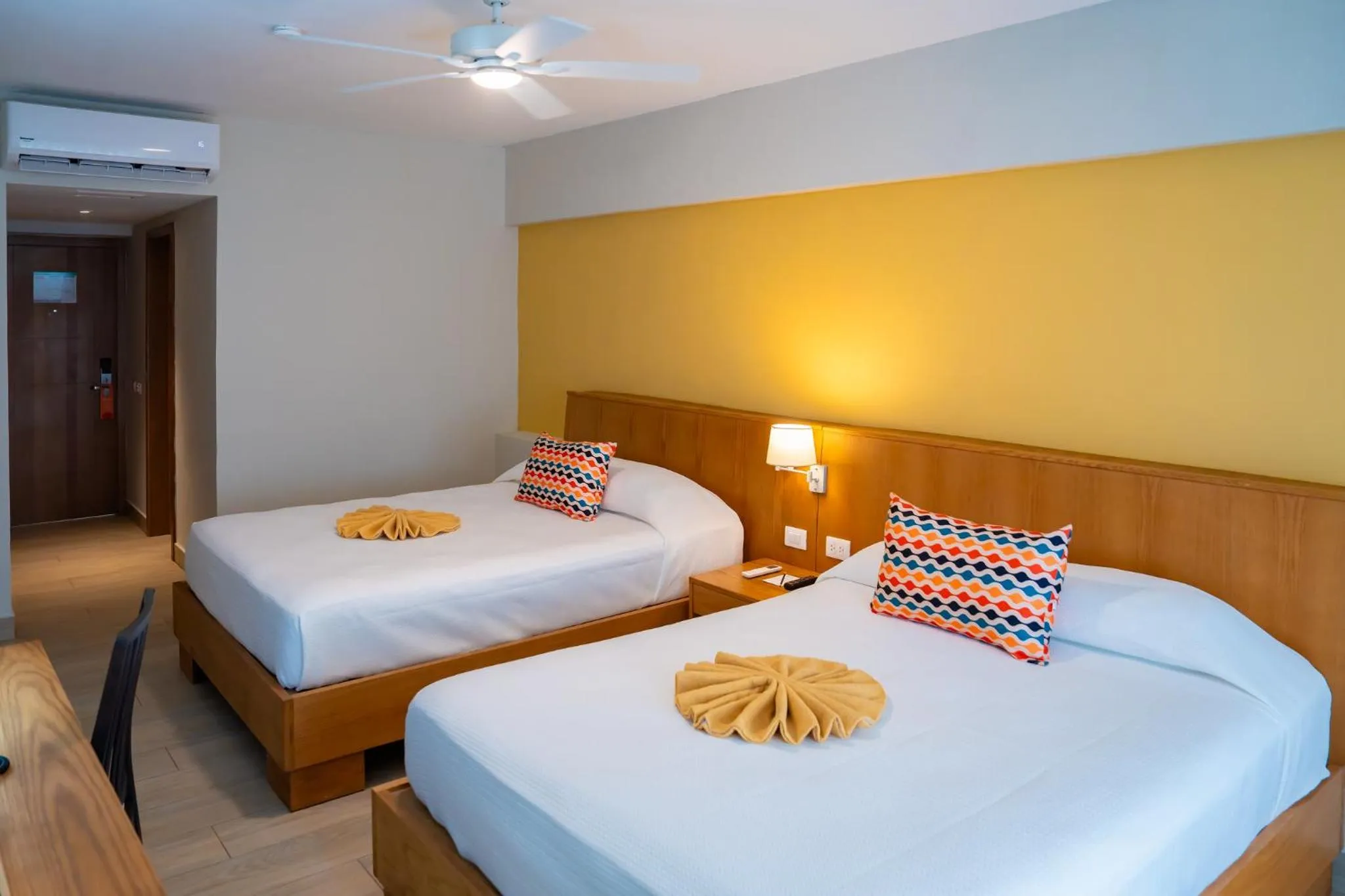 Bedroom, Bed in Coral Costa Caribe Beach Resort - All Inclusive