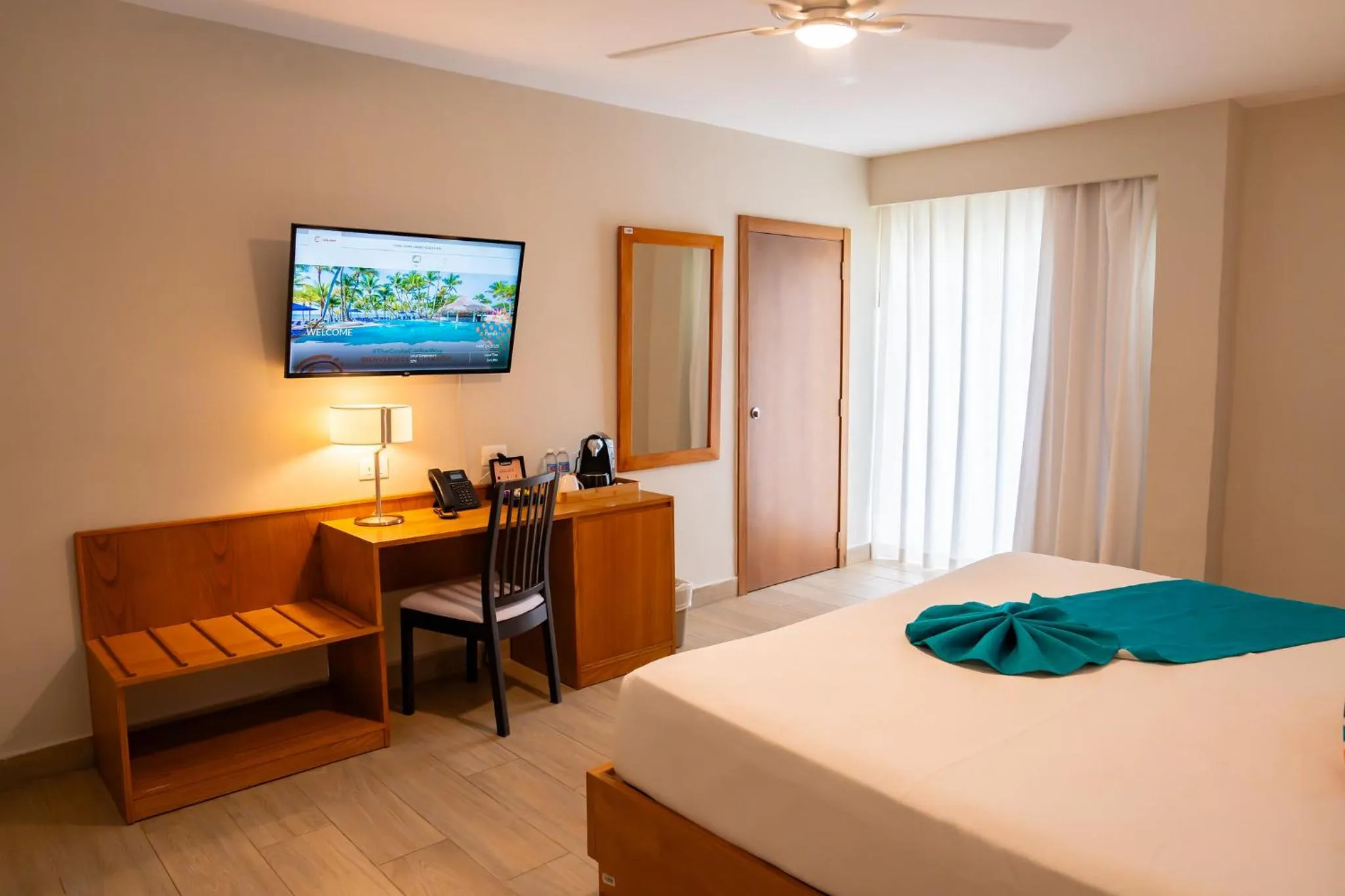 Bedroom, Bed in Coral Costa Caribe Beach Resort - All Inclusive