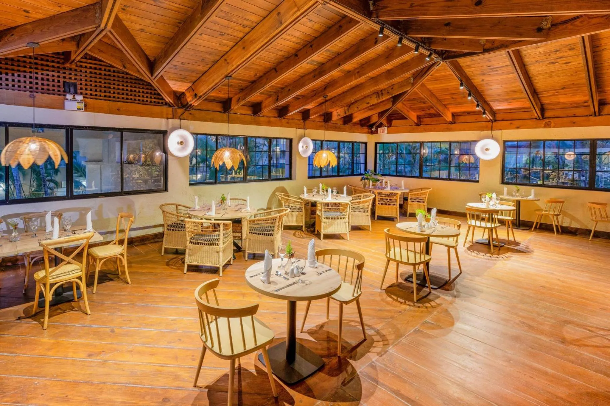 Restaurant/places to eat in Coral Costa Caribe Beach Resort - All Inclusive