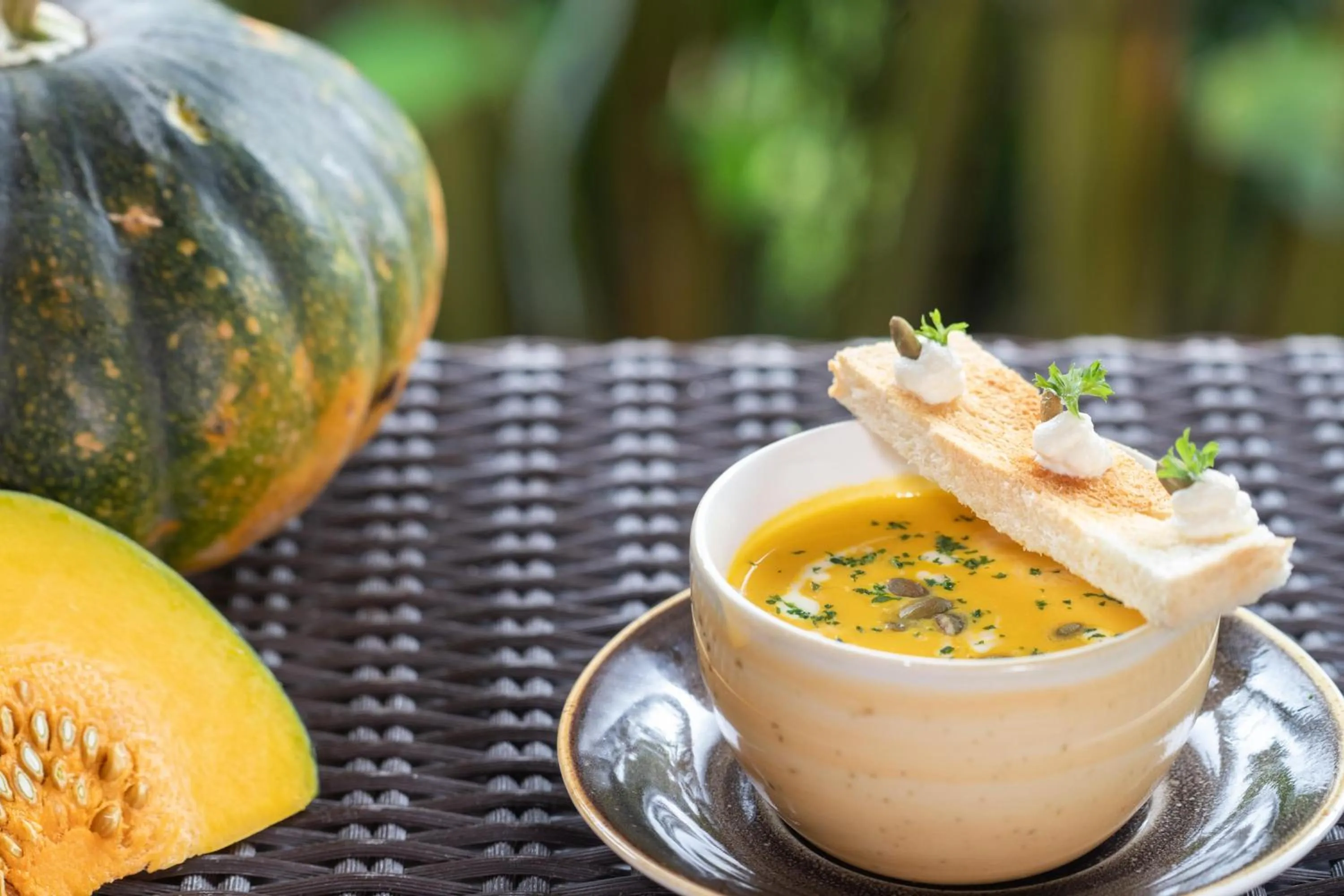 Food and drinks in Ubud Nyuh Bali Resort & Spa