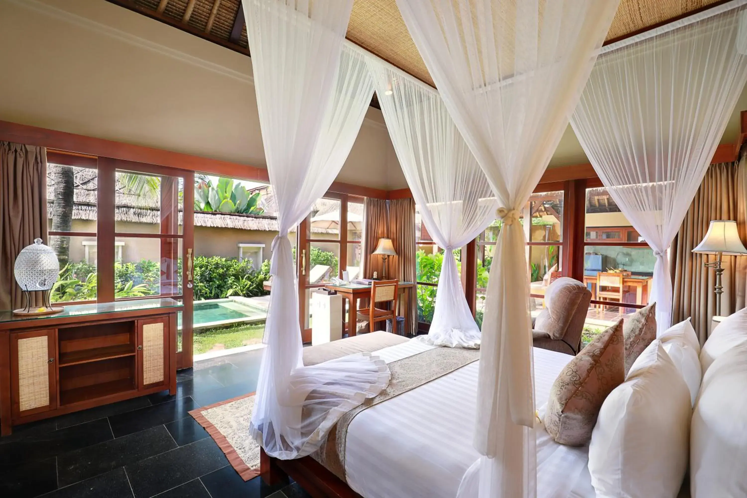 Bed in Ubud Nyuh Bali Resort & Spa Bed in Ubud Nyuh Bali Resort & Spa