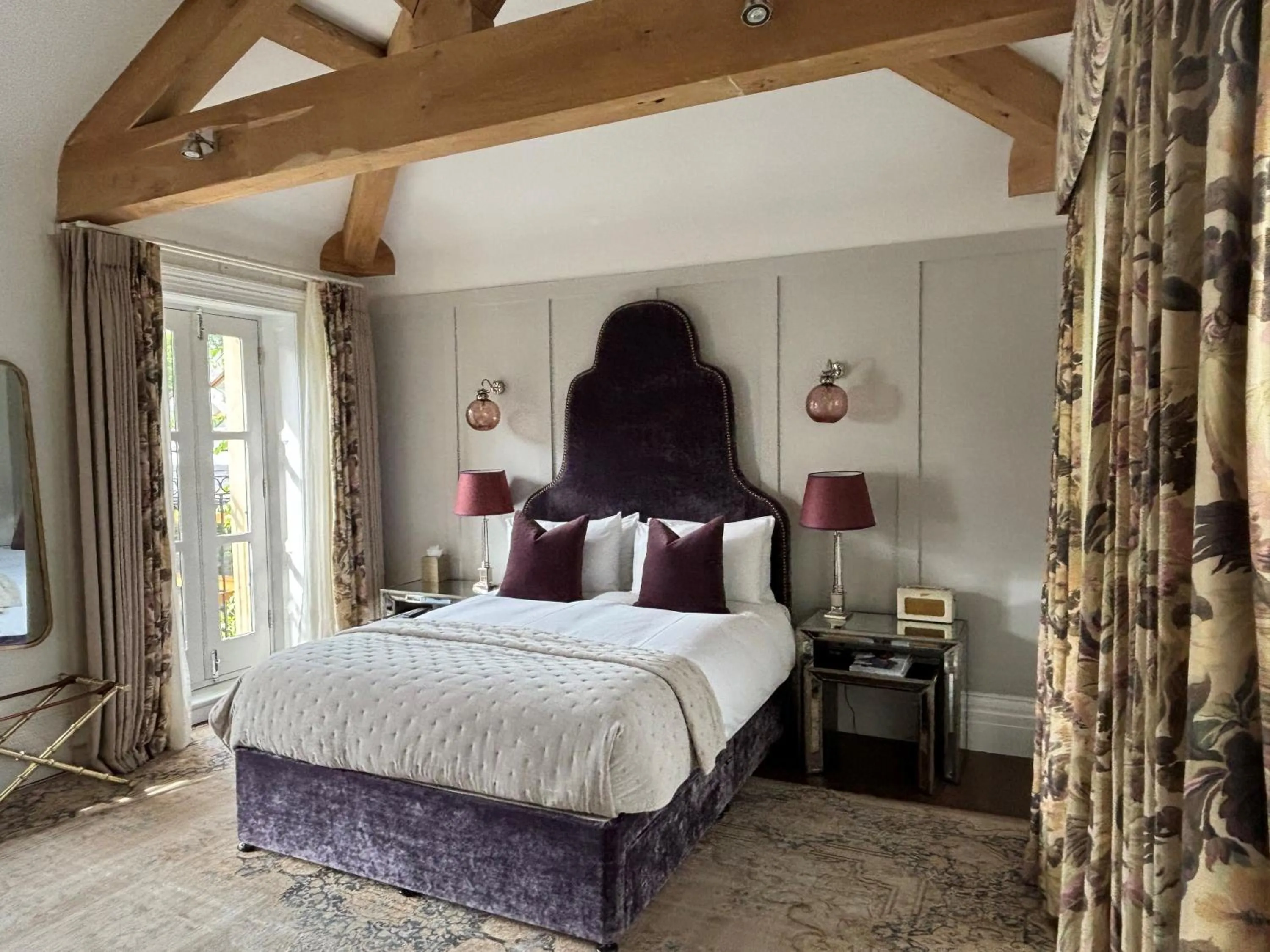 Bedroom, Bed in Manor House Lindley