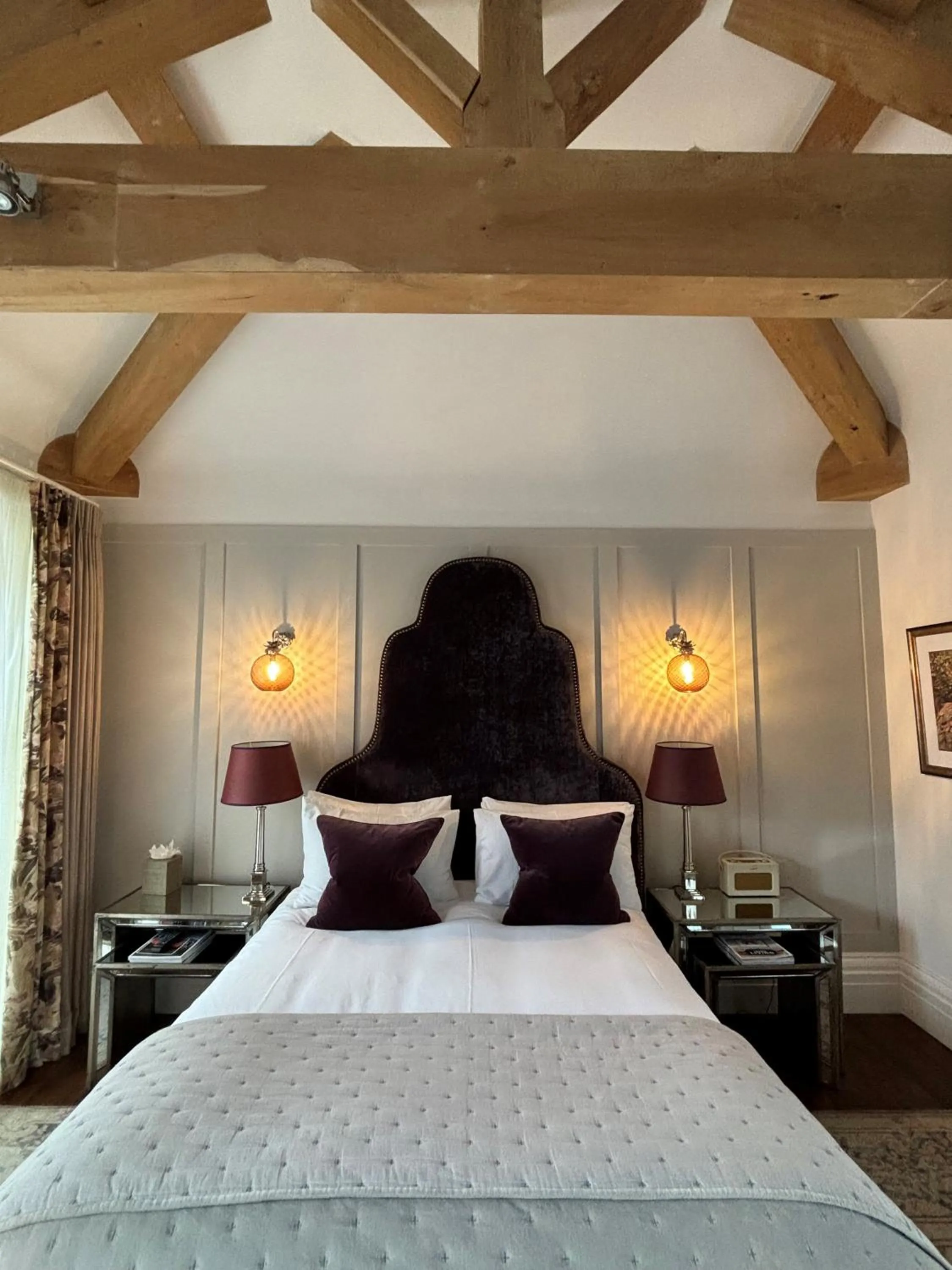 Bed in Manor House Lindley