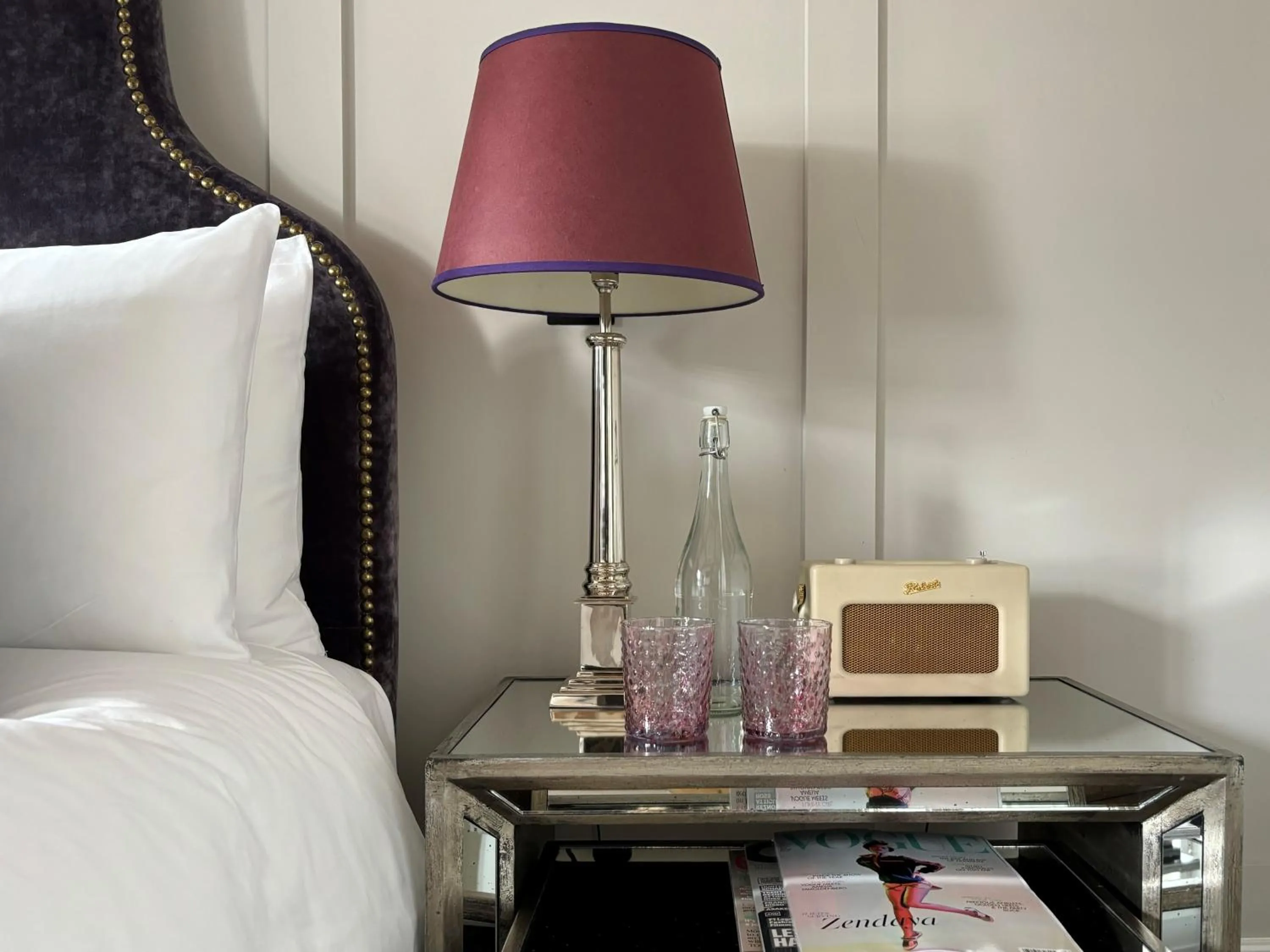 Bedroom, Bed in Manor House Lindley