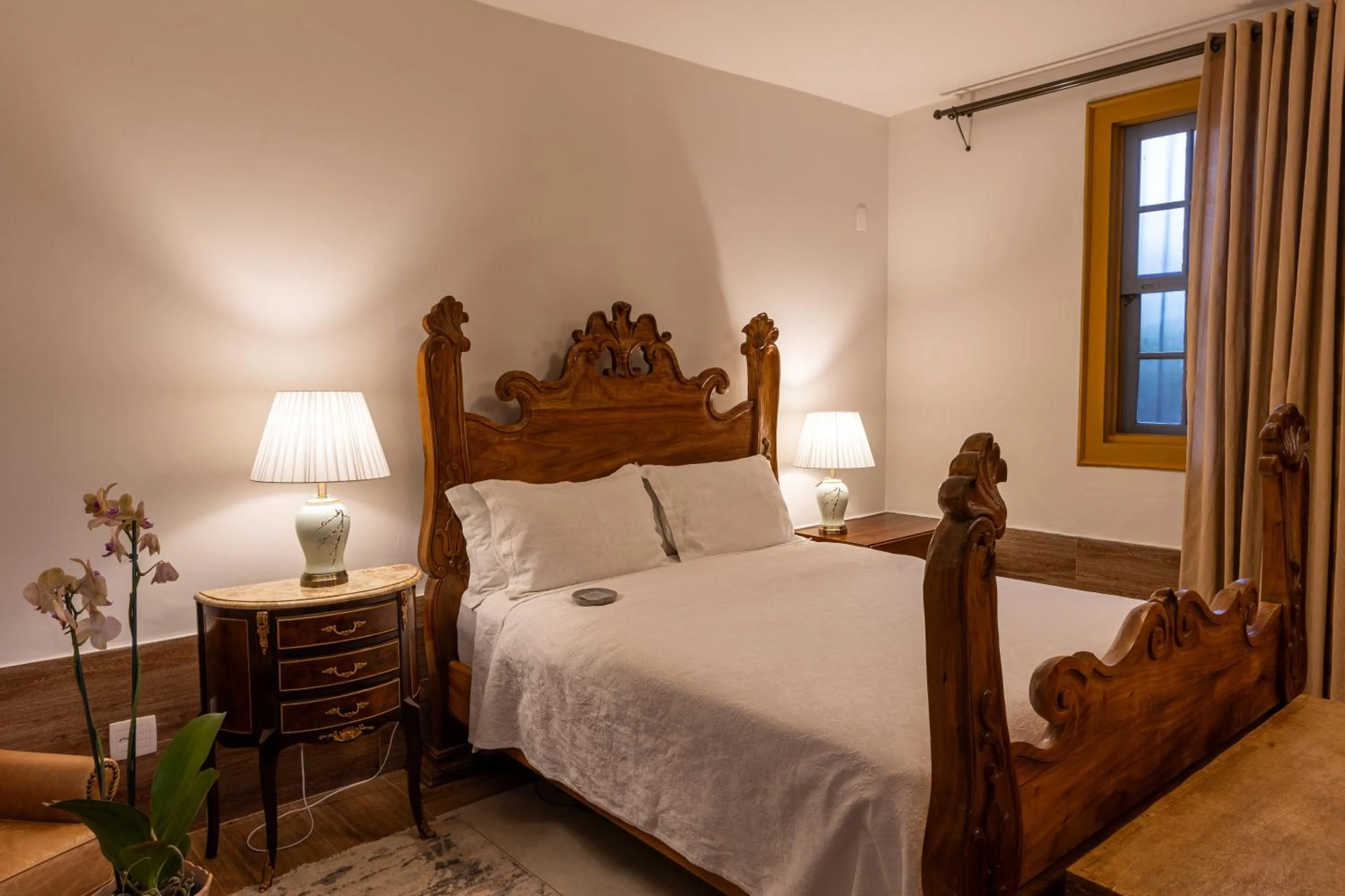 Bedroom, Bed in Pousada Pequena Tiradentes