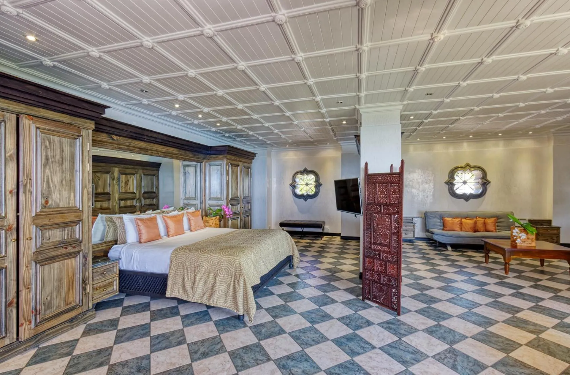 Photo of the whole room, Bed in Hotel Villa Caletas