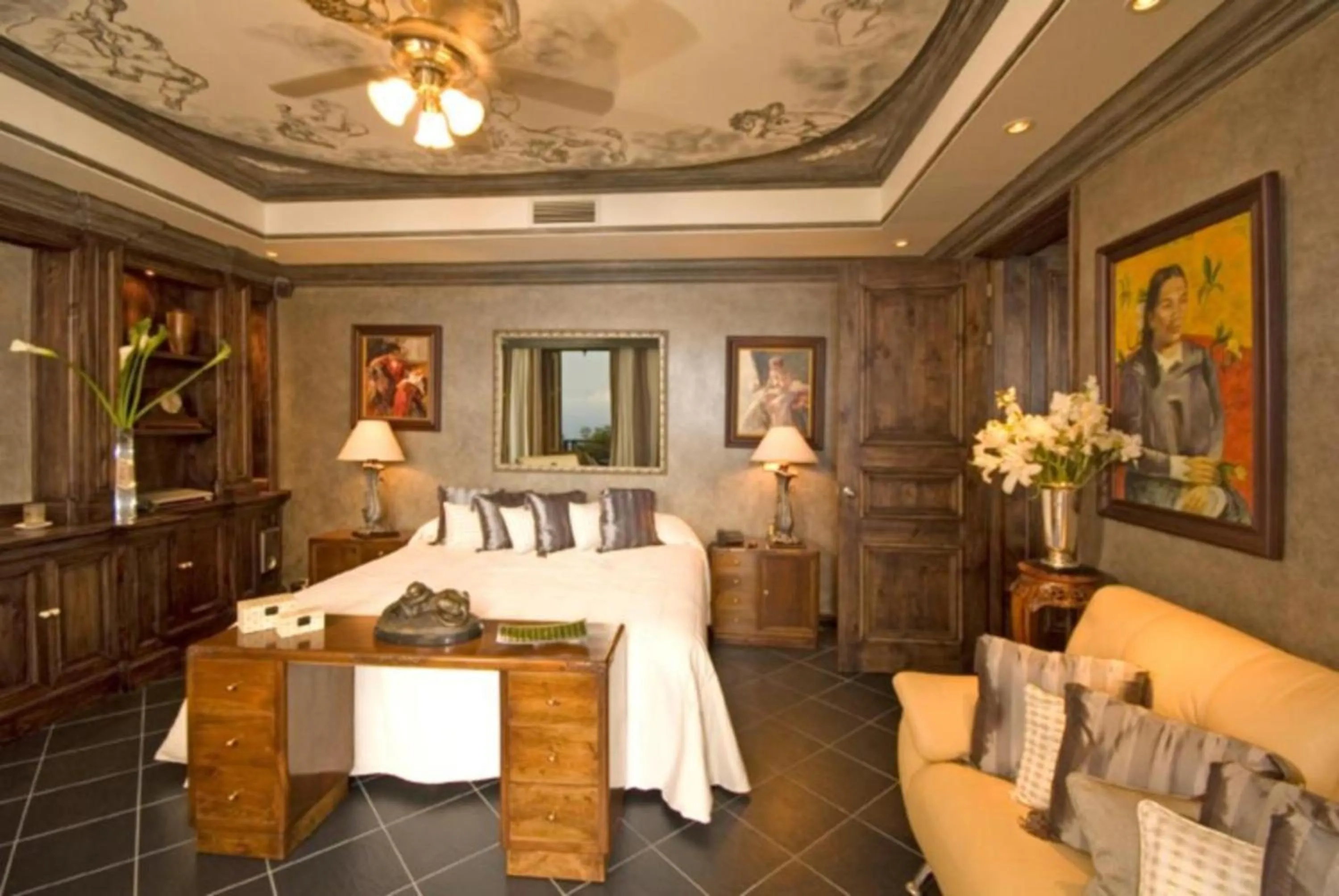 Photo of the whole room, Bed in Hotel Villa Caletas