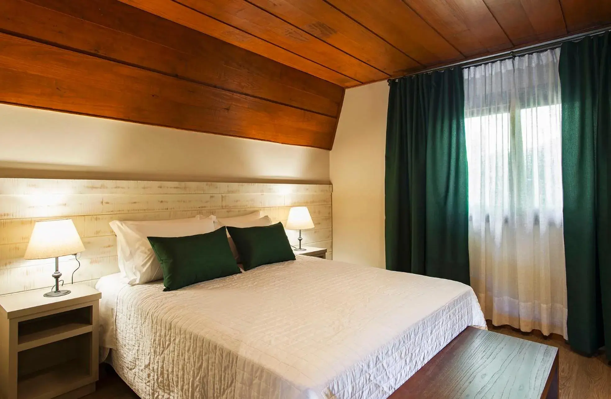 Bedroom, Bed in Hotel Fioreze Chalés Bedroom, Bed in Hotel Fioreze Chalés