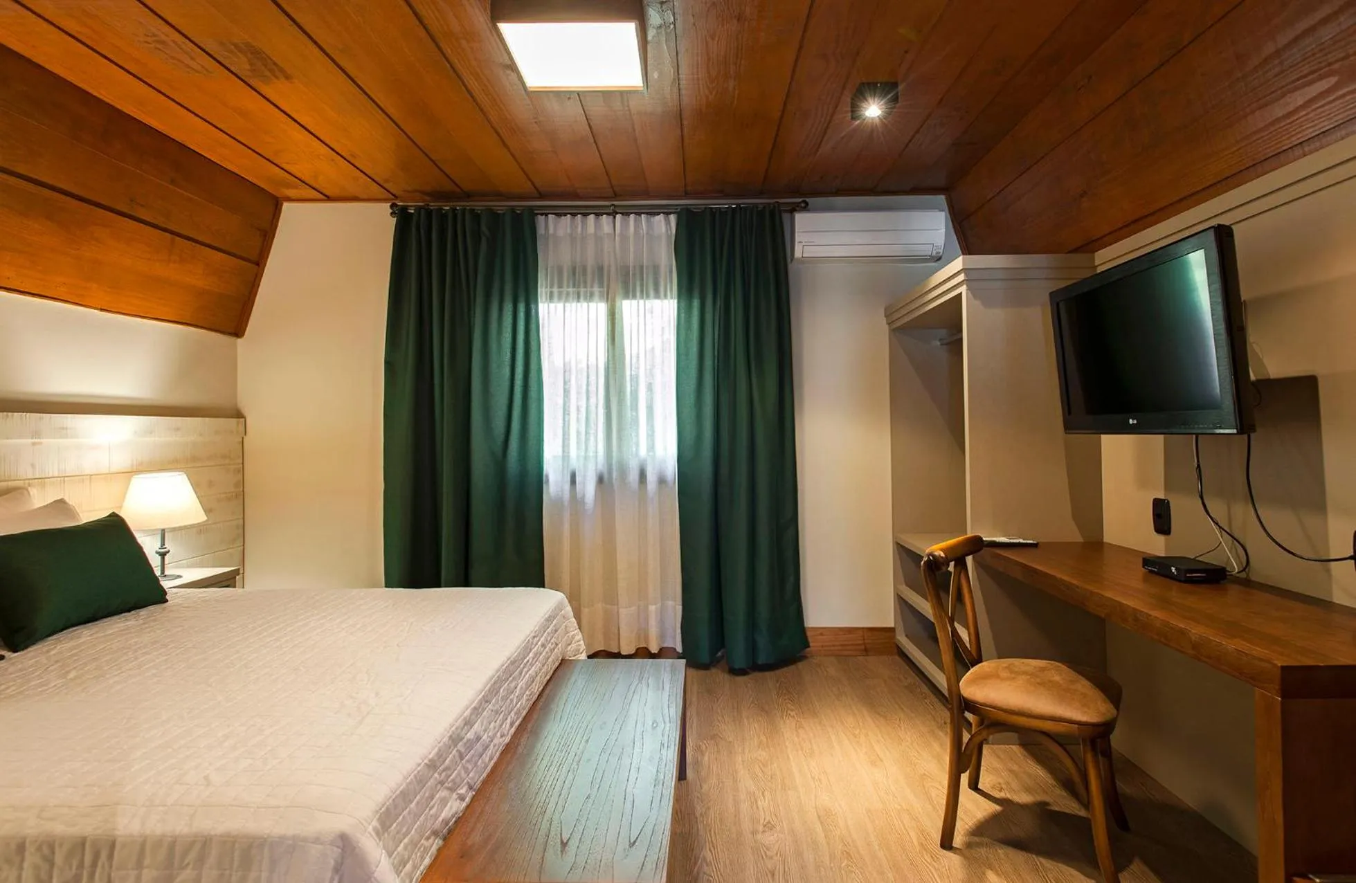 Bed in Hotel Fioreze Chalés