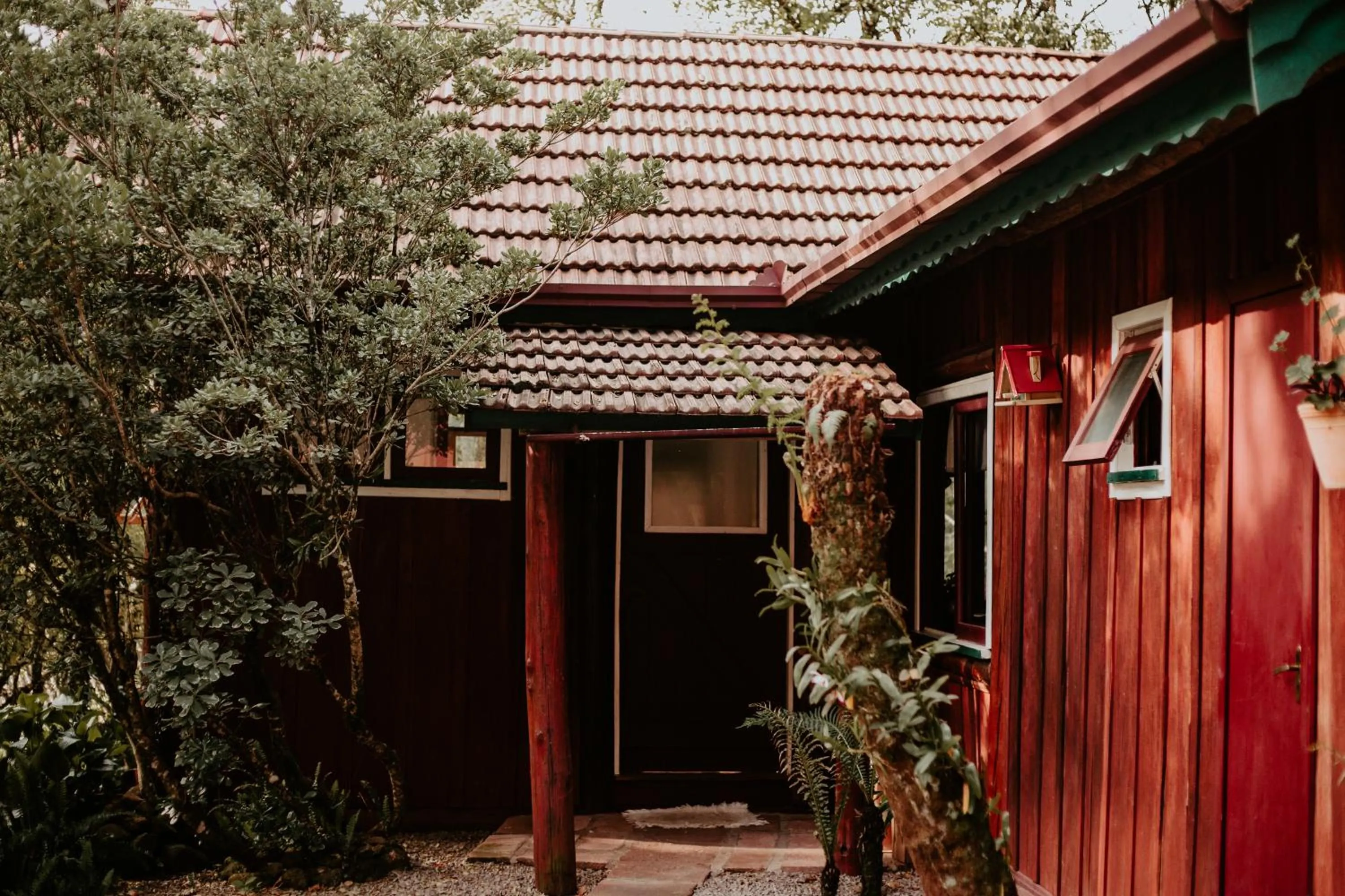 Property building in Hotel Fioreze Chalés