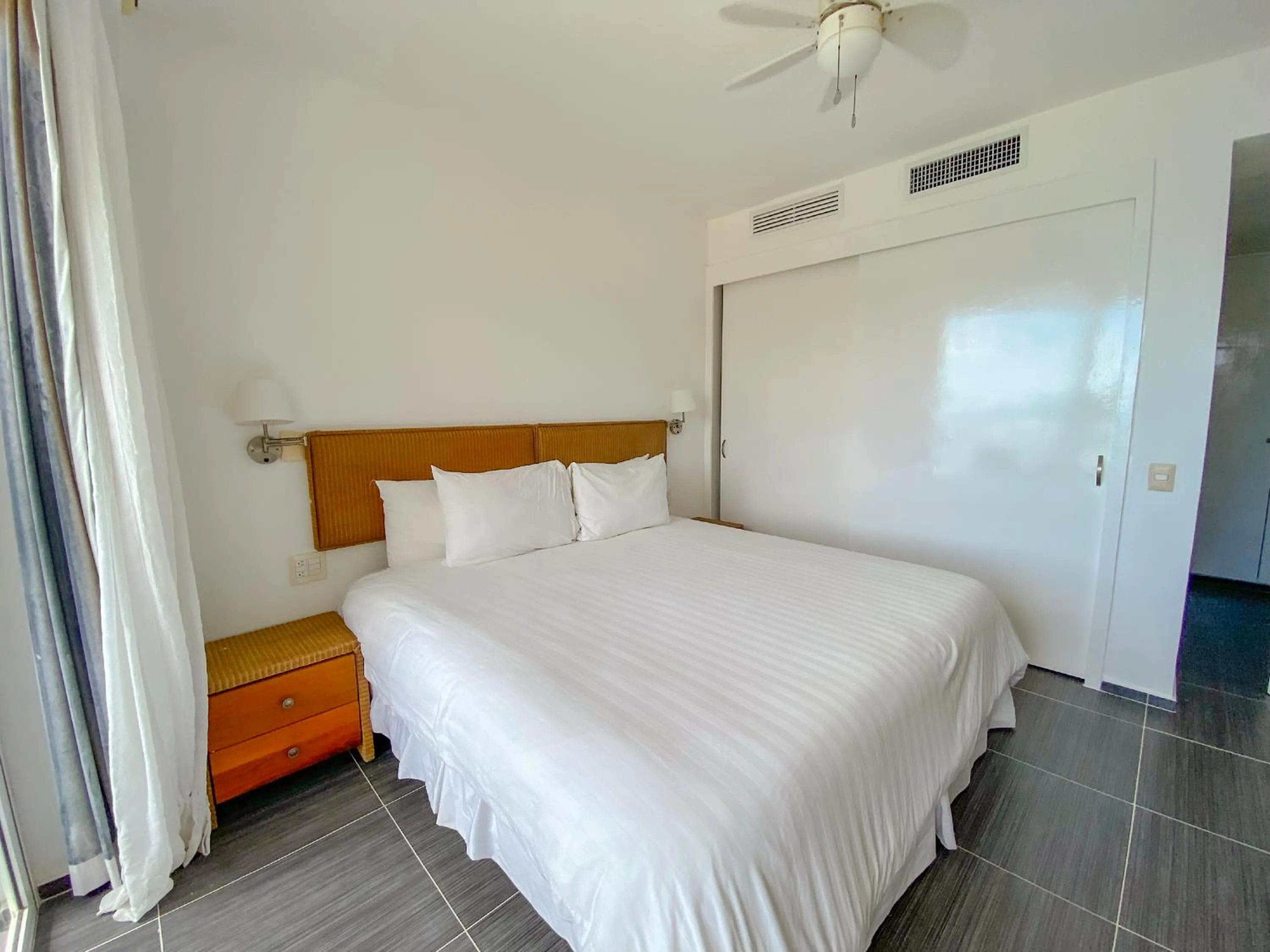 Bed in Xeliter Vista Mare, Samana