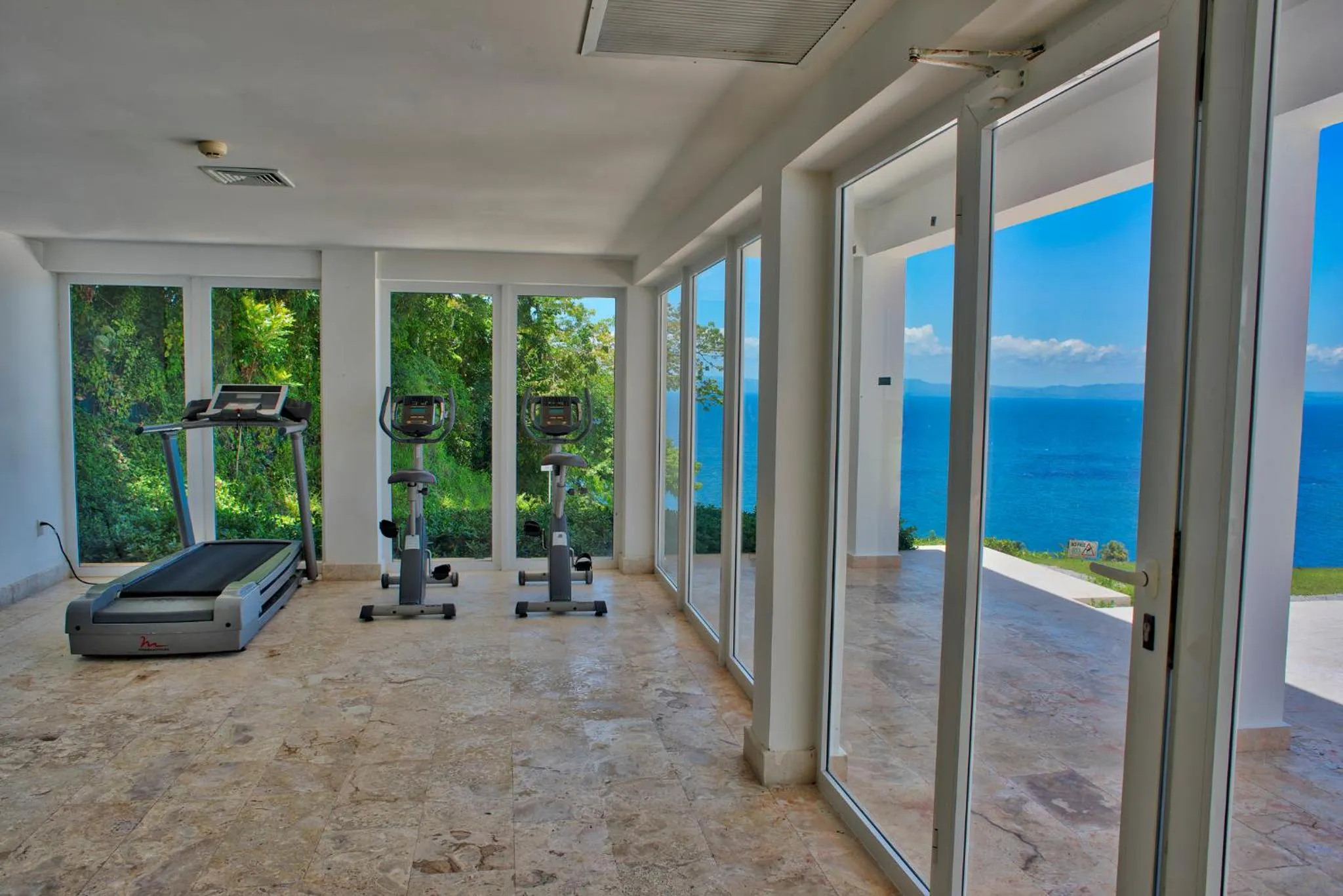 Fitness centre/facilities in Xeliter Vista Mare, Samana