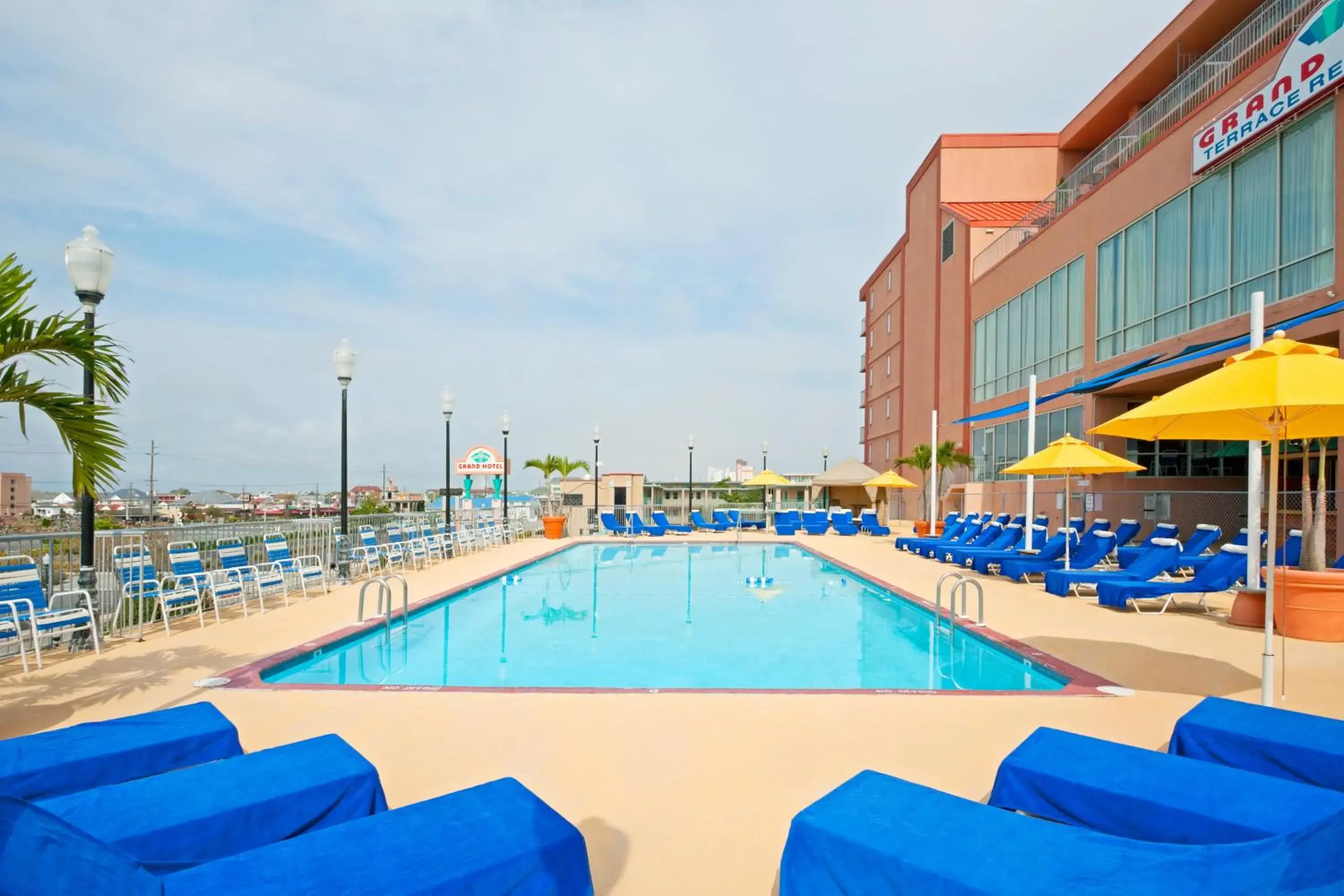 Swimming pool in Grand Hotel Ocean City Oceanfront Swimming pool in Grand Hotel Ocean City Oceanfront