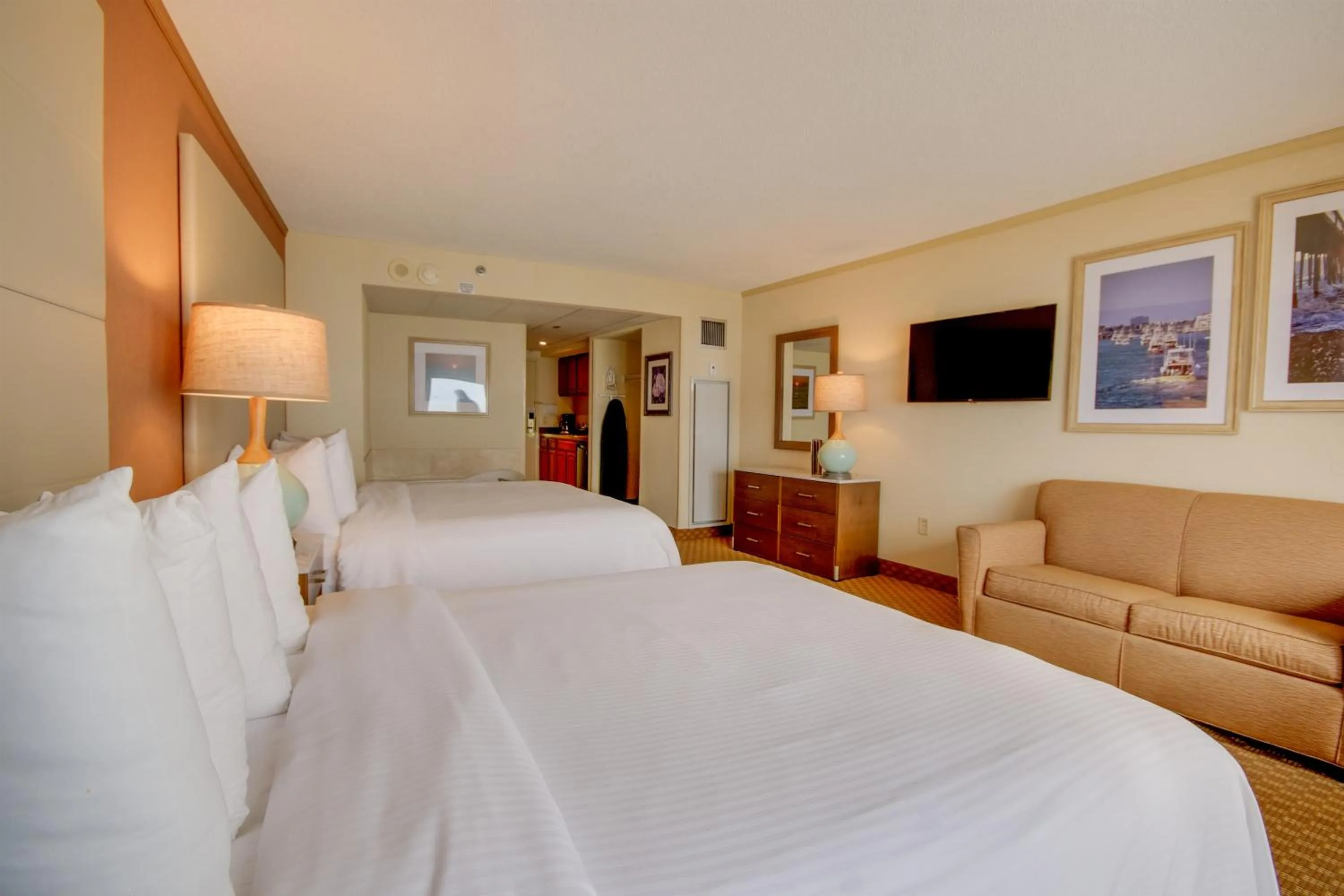 Photo of the whole room, Bed in Grand Hotel Ocean City Oceanfront