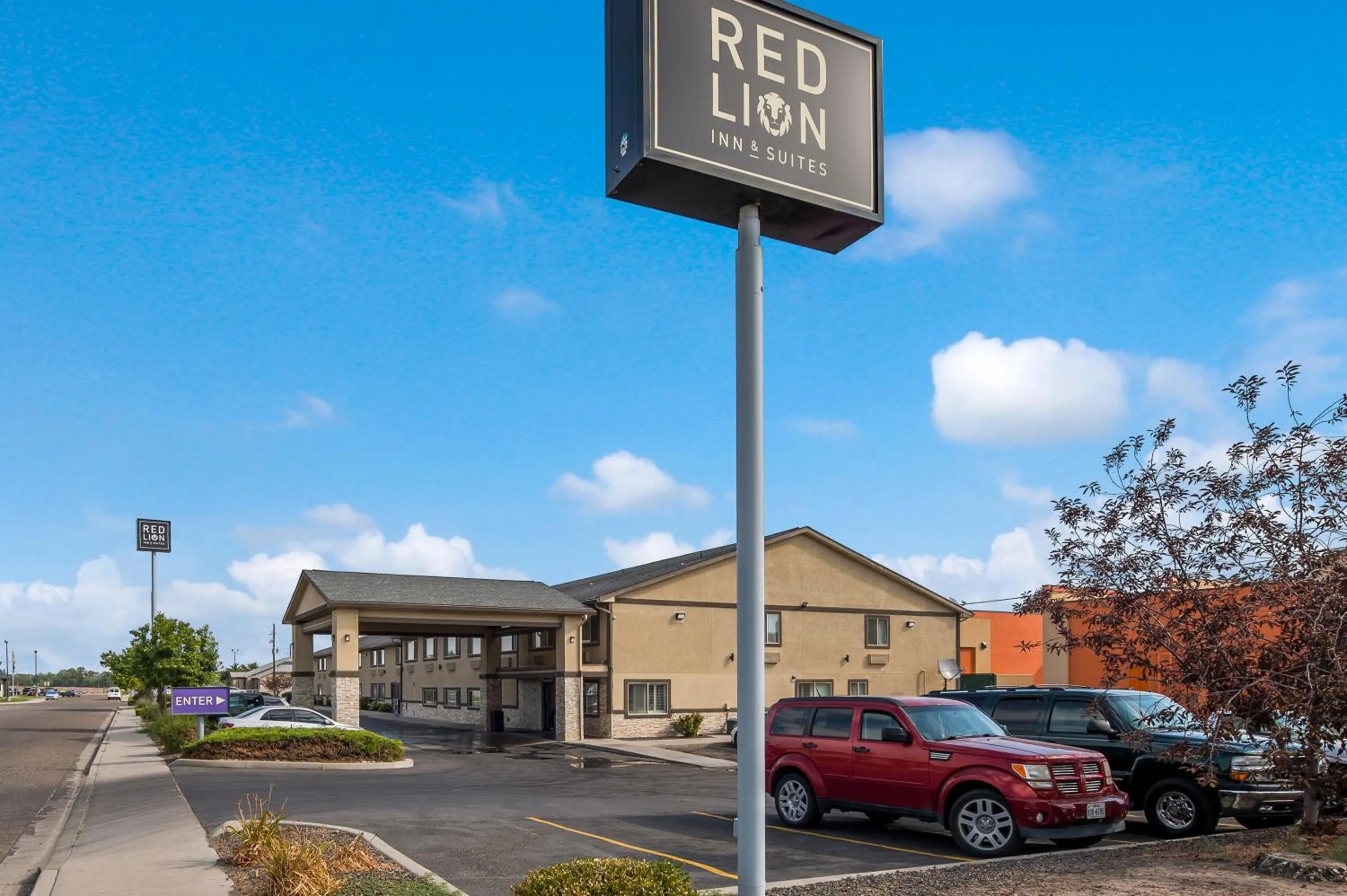 Property building in Red Lion Inn & Suites Ontario