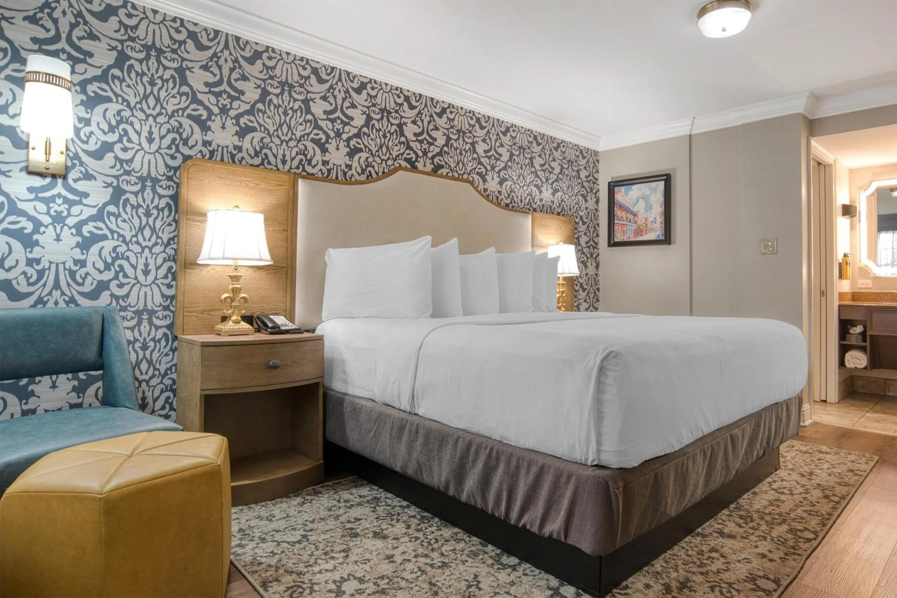 Bedroom, Bed in Best Western Plus French Quarter Courtyard Hotel