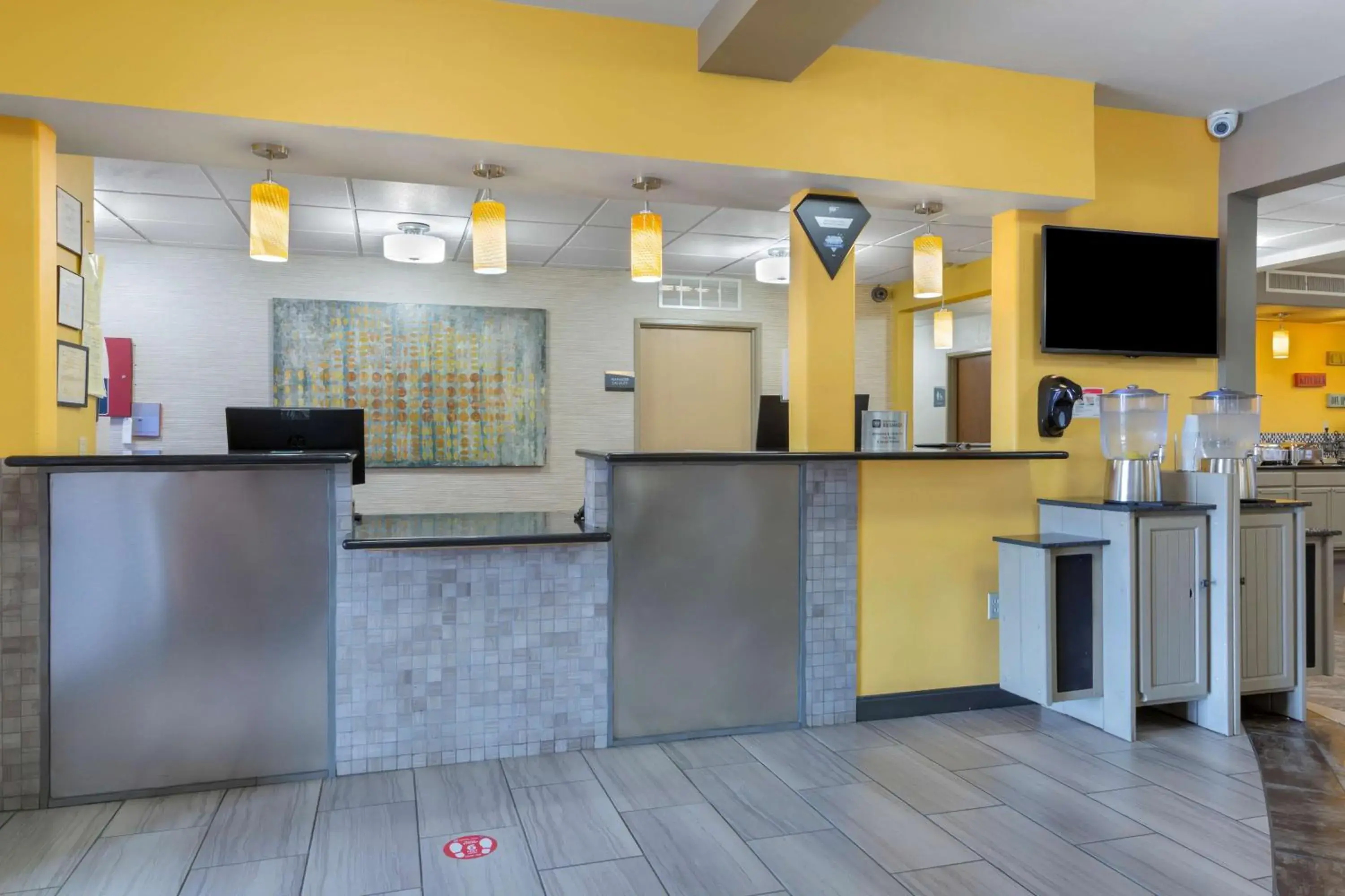 Lobby or reception in Best Western Plus the Four Corners Inn Lobby or reception in Best Western Plus the Four Corners Inn