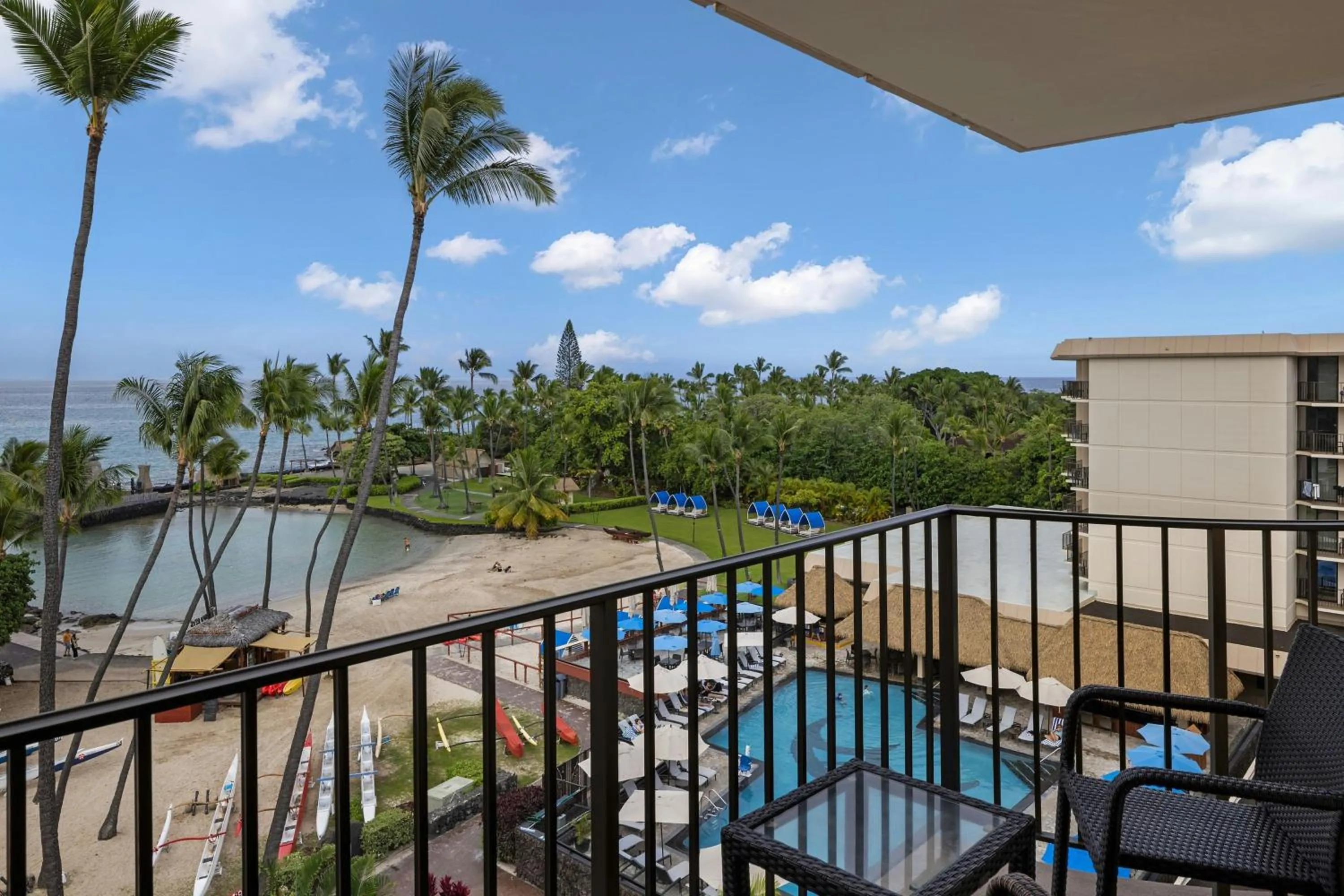 Photo of the whole room in Courtyard by Marriott King Kamehameha's Kona Beach Hotel