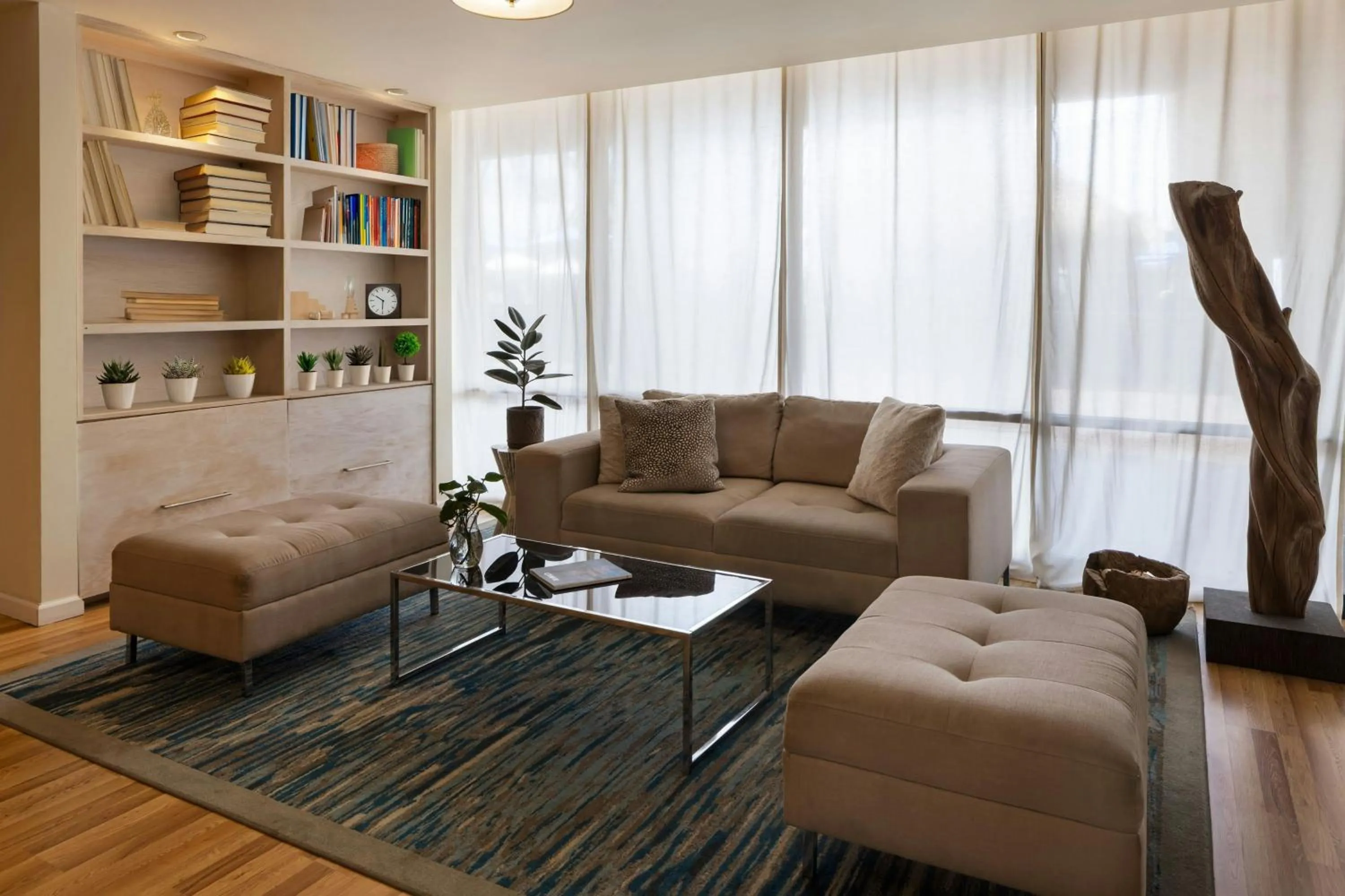 Lobby or reception in Courtyard by Marriott King Kamehameha's Kona Beach Hotel