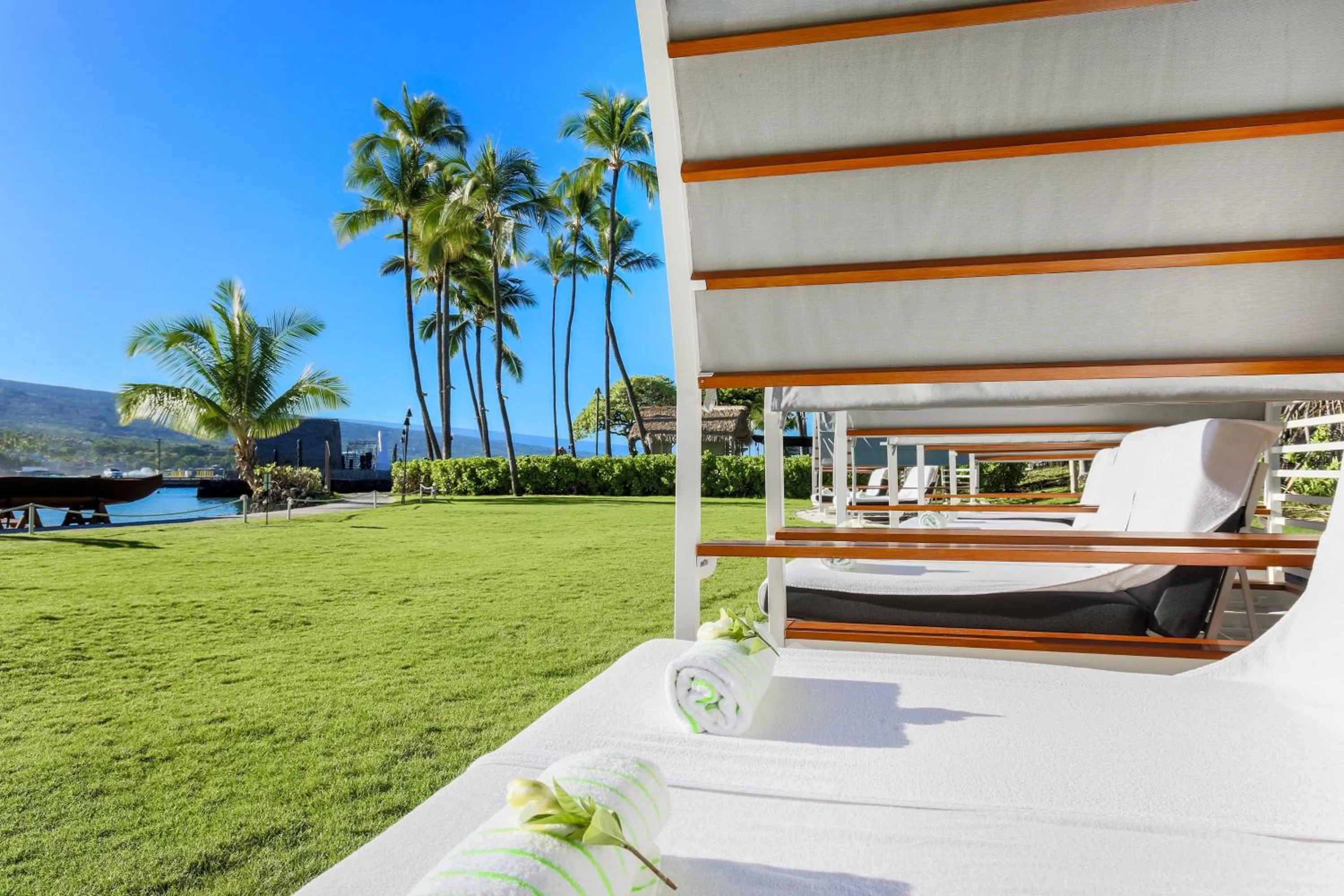 Fitness centre/facilities in Courtyard by Marriott King Kamehameha's Kona Beach Hotel