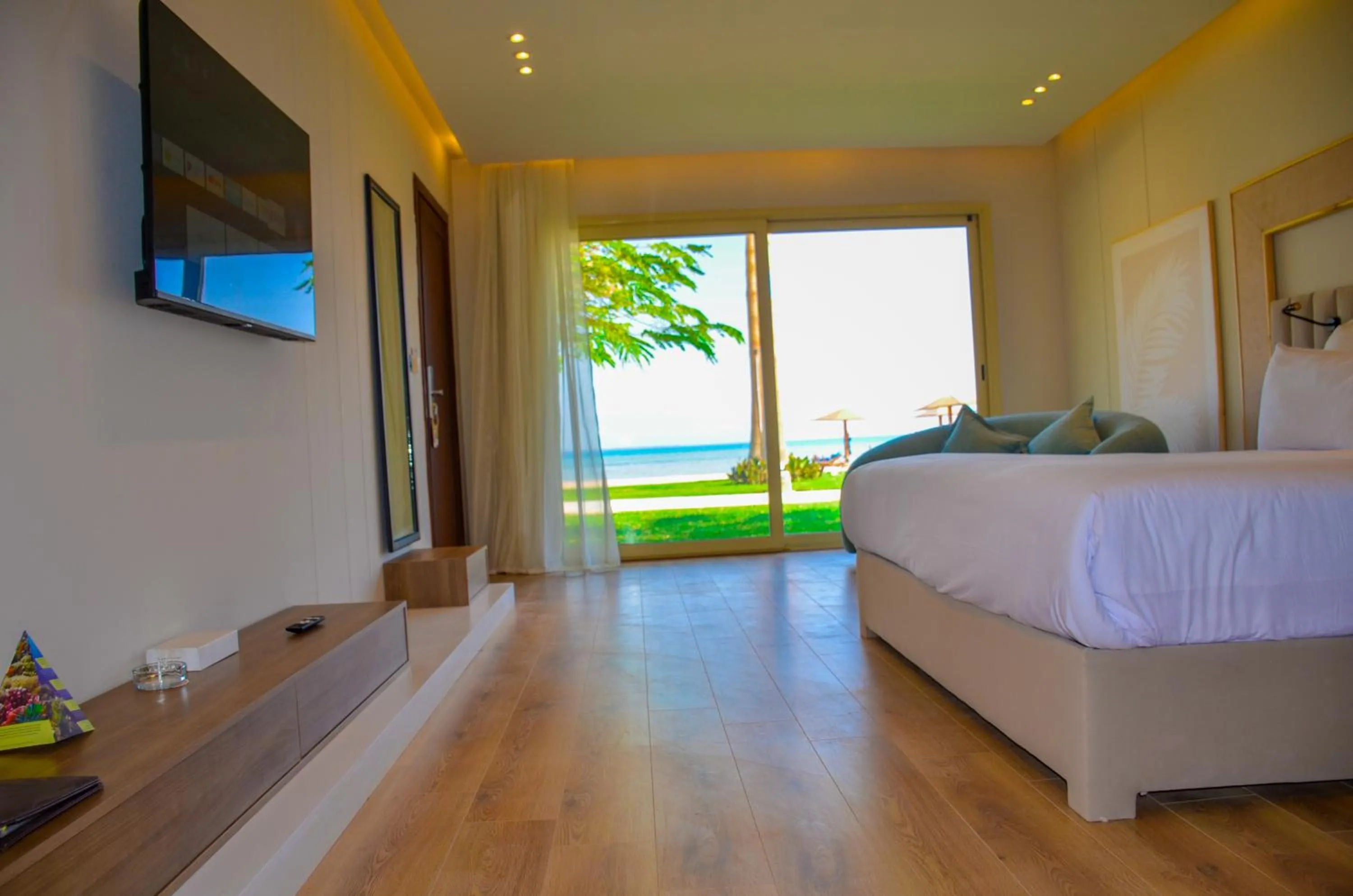 Photo of the whole room, Bed in Shams Prestige Abu Soma (Adults Only)