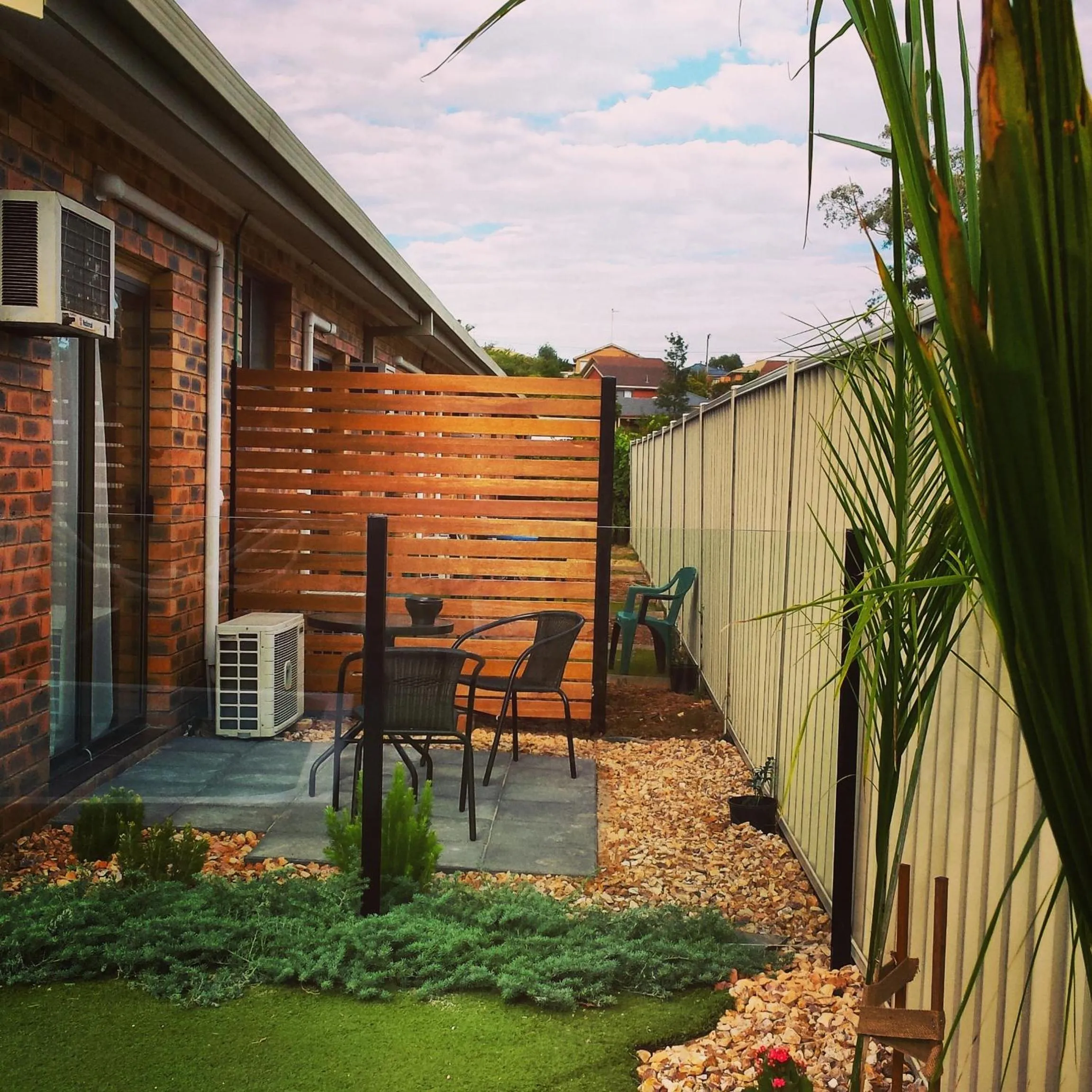 Garden view in Sandhurst Motor Inn Bendigo