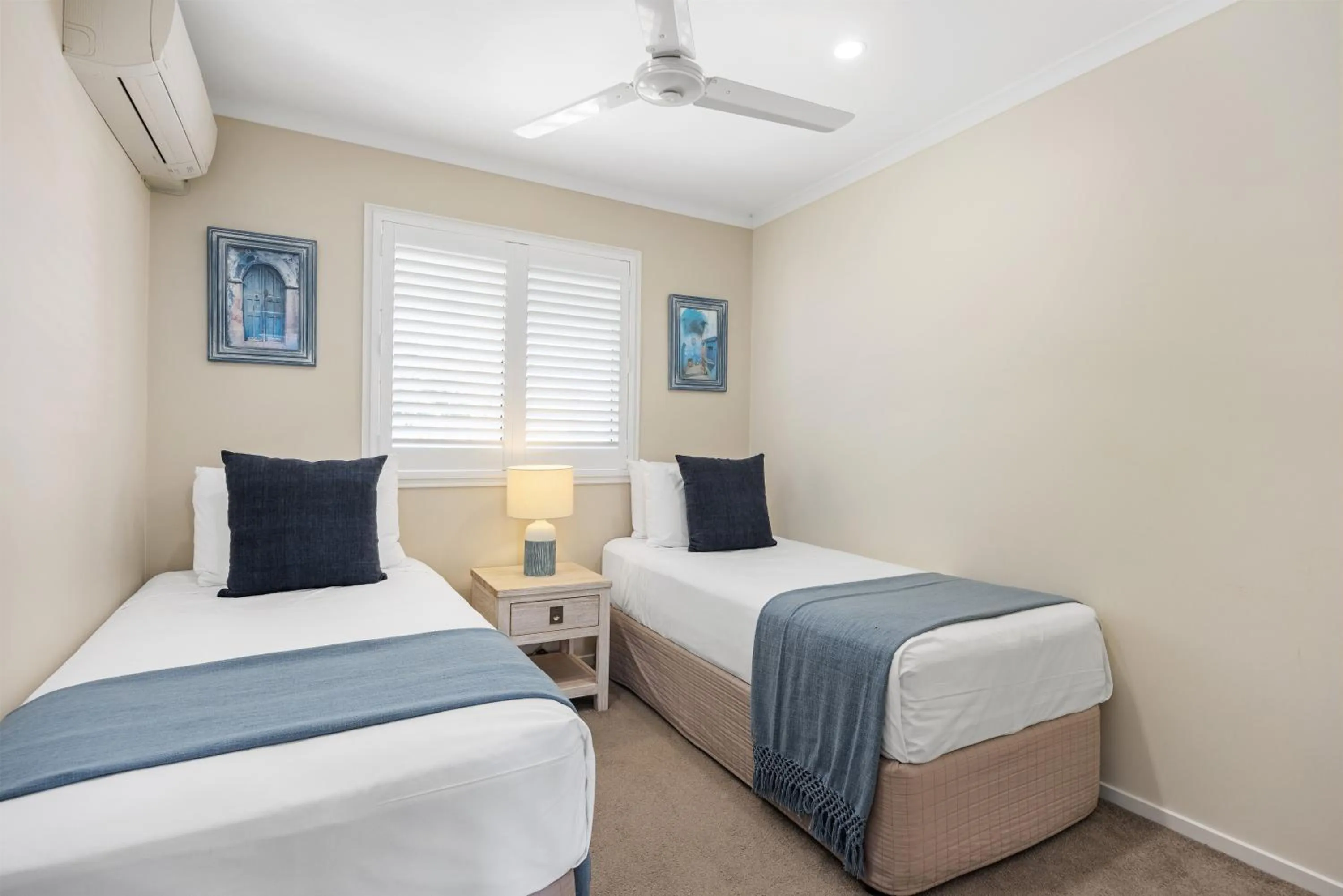 Bed in Noosa Outrigger Beach Resort