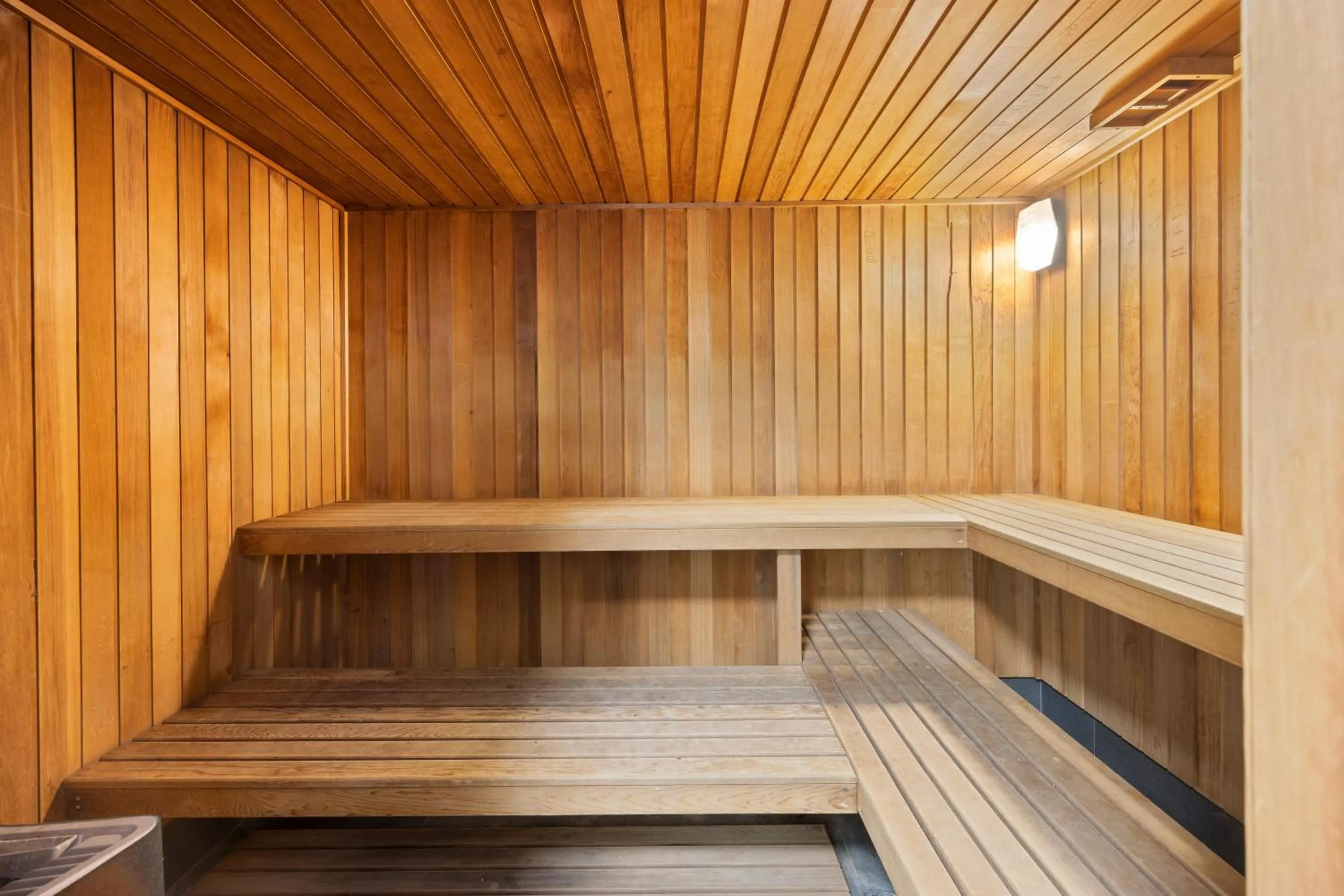 Noosa Outrigger Beach Resort