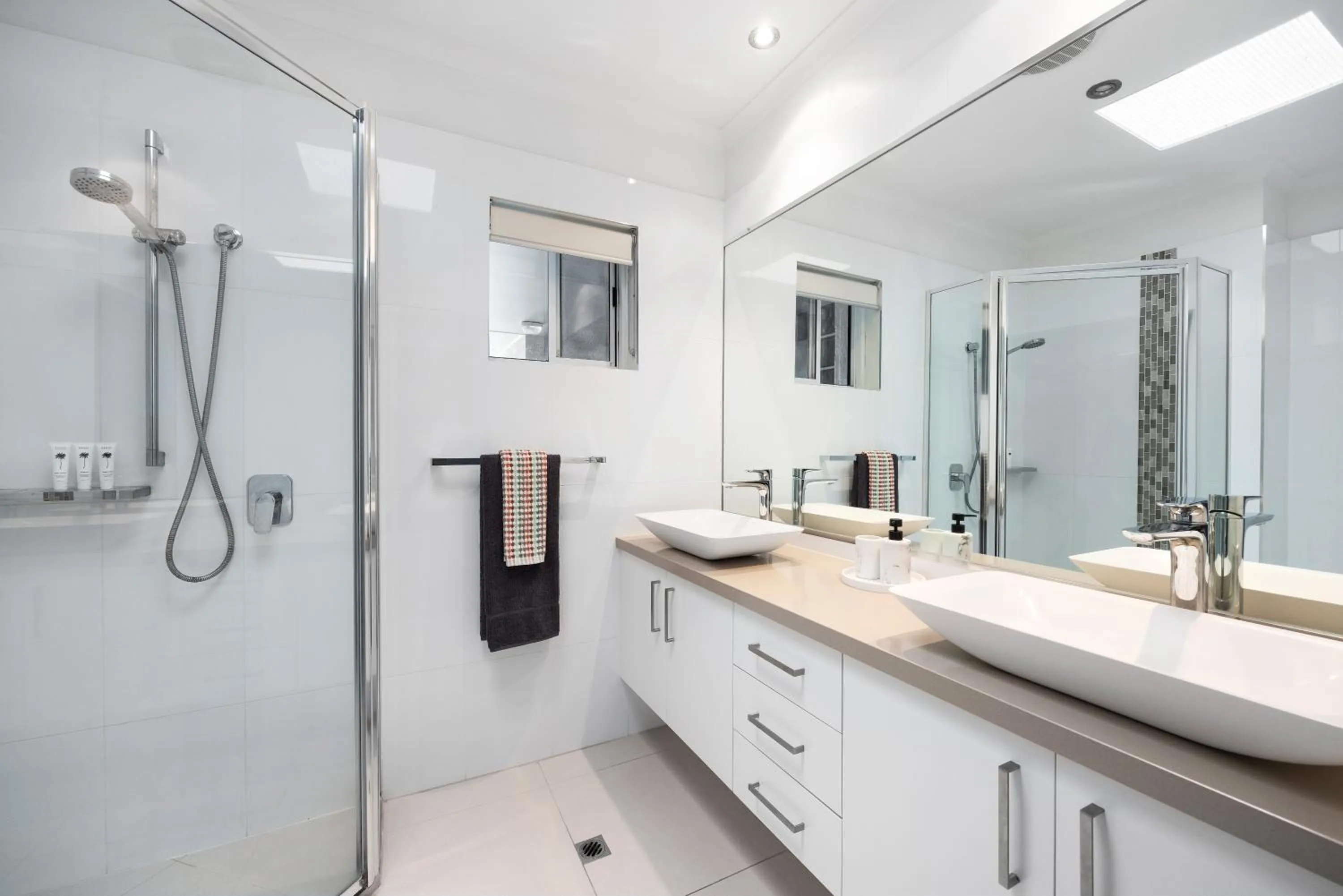 Noosa Outrigger Beach Resort