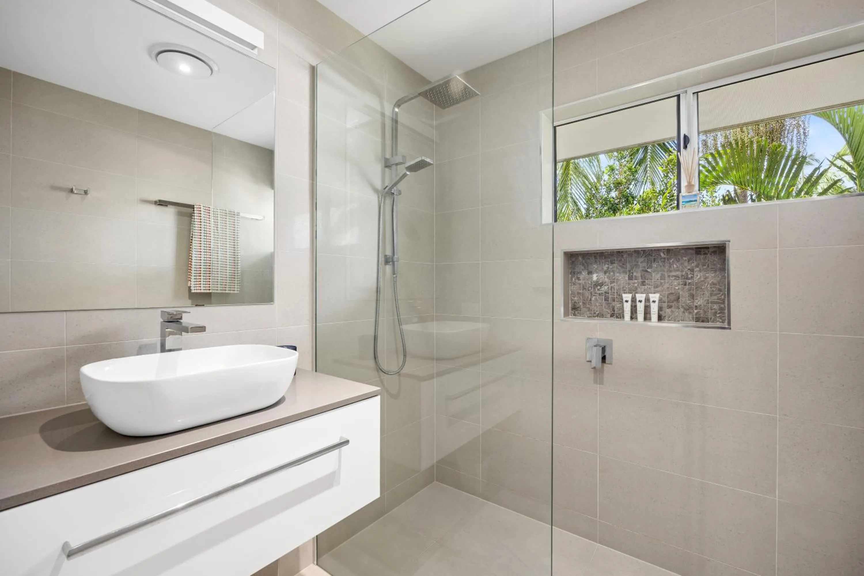 Noosa Outrigger Beach Resort