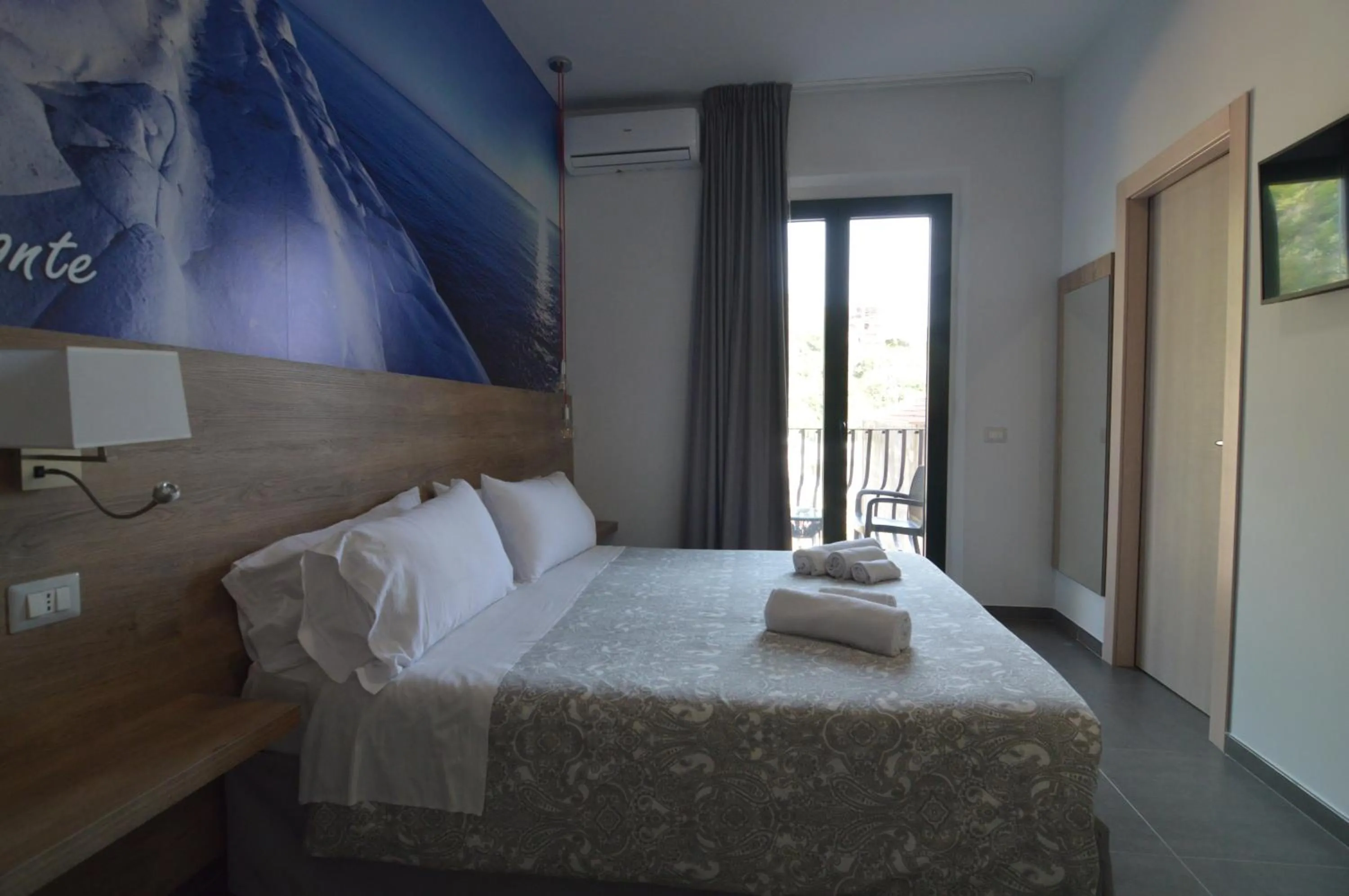 Bed in NEW Casa Corvaja