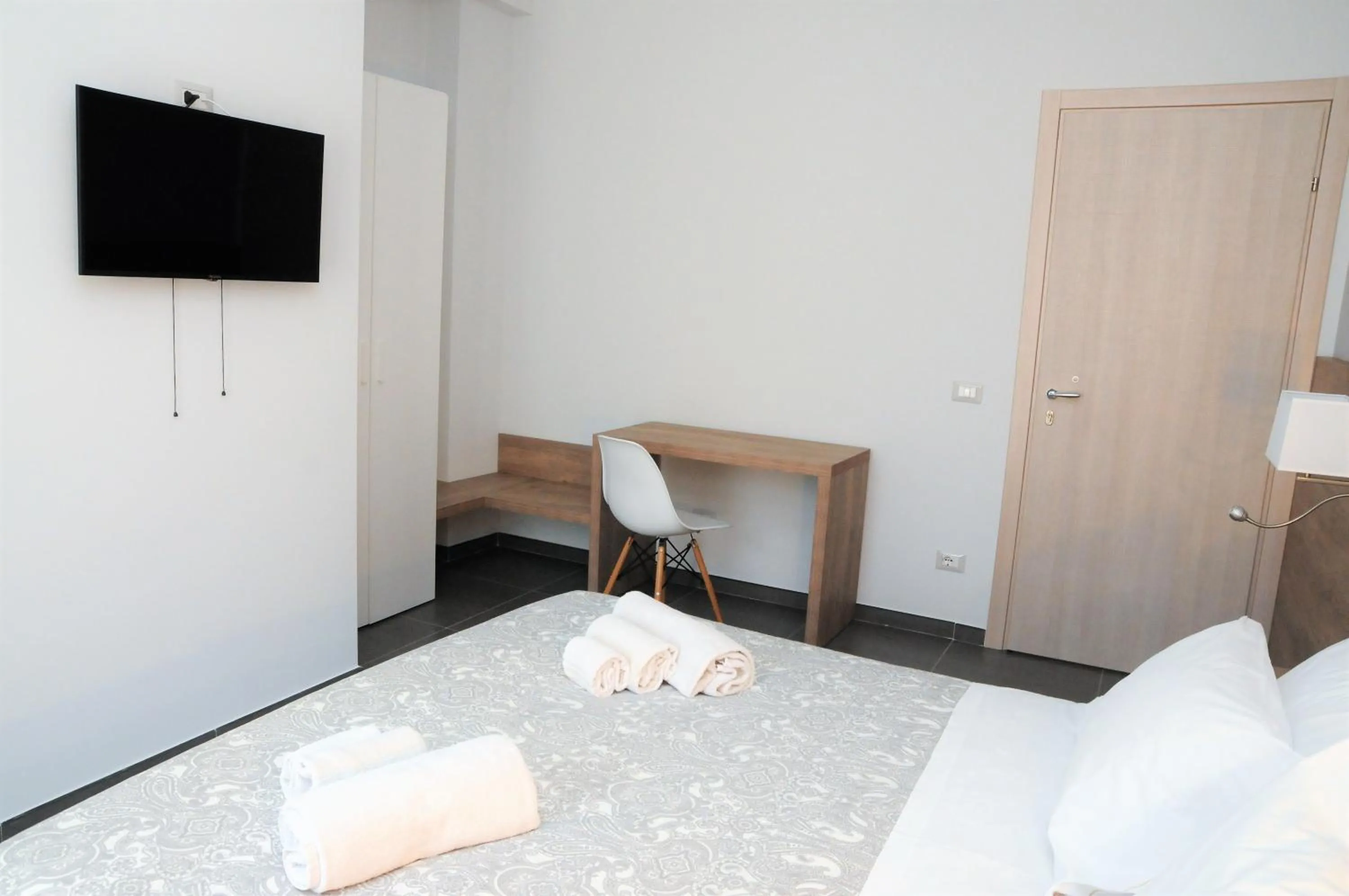 Bed in NEW Casa Corvaja