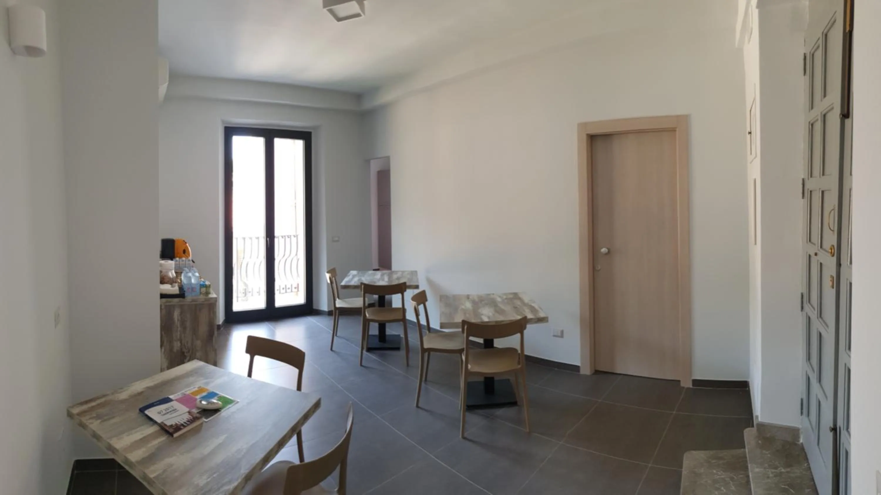 Restaurant/places to eat in NEW Casa Corvaja