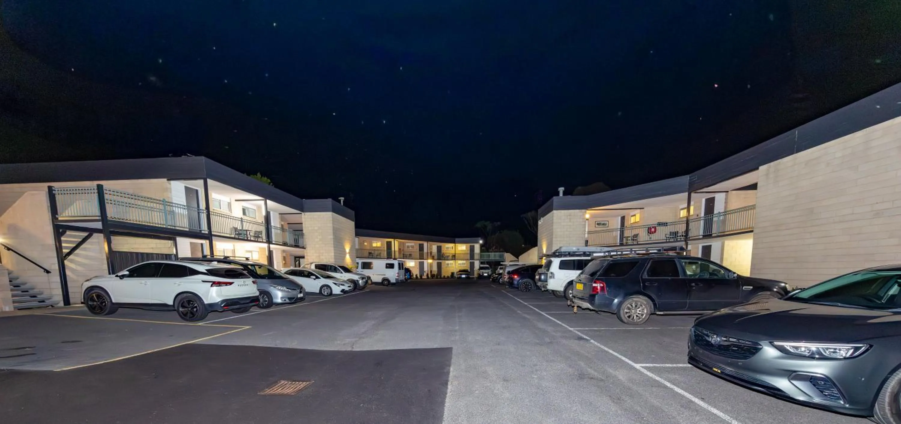 Property building in Bendigo Motor Inn