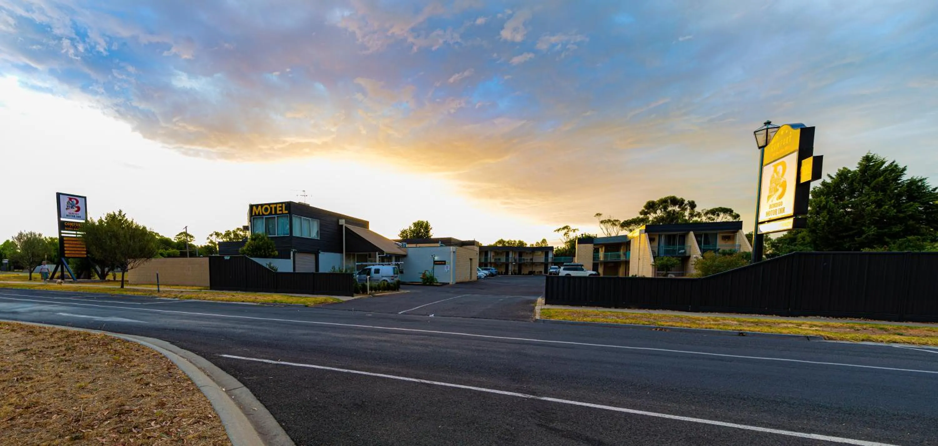 Property building in Bendigo Motor Inn