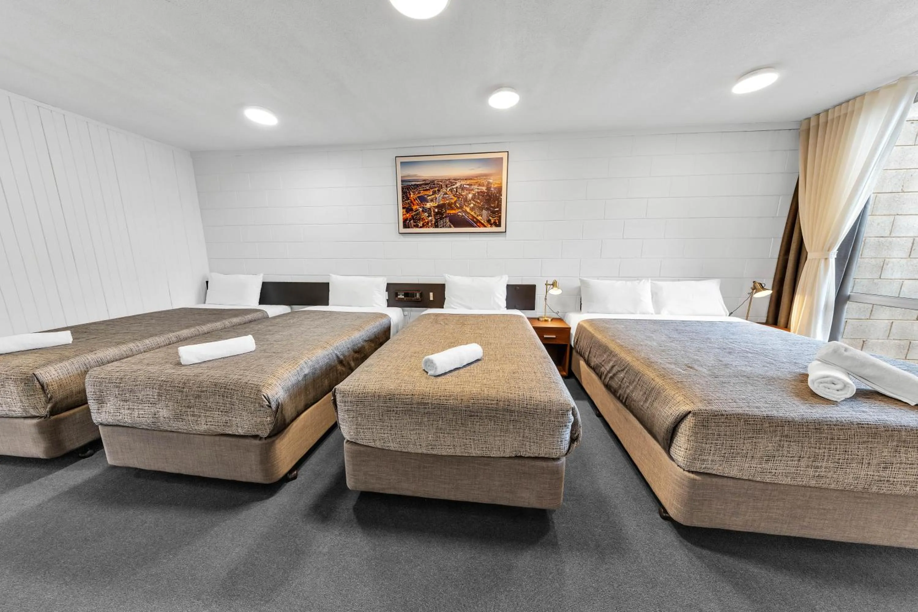 Bed in Bendigo Motor Inn