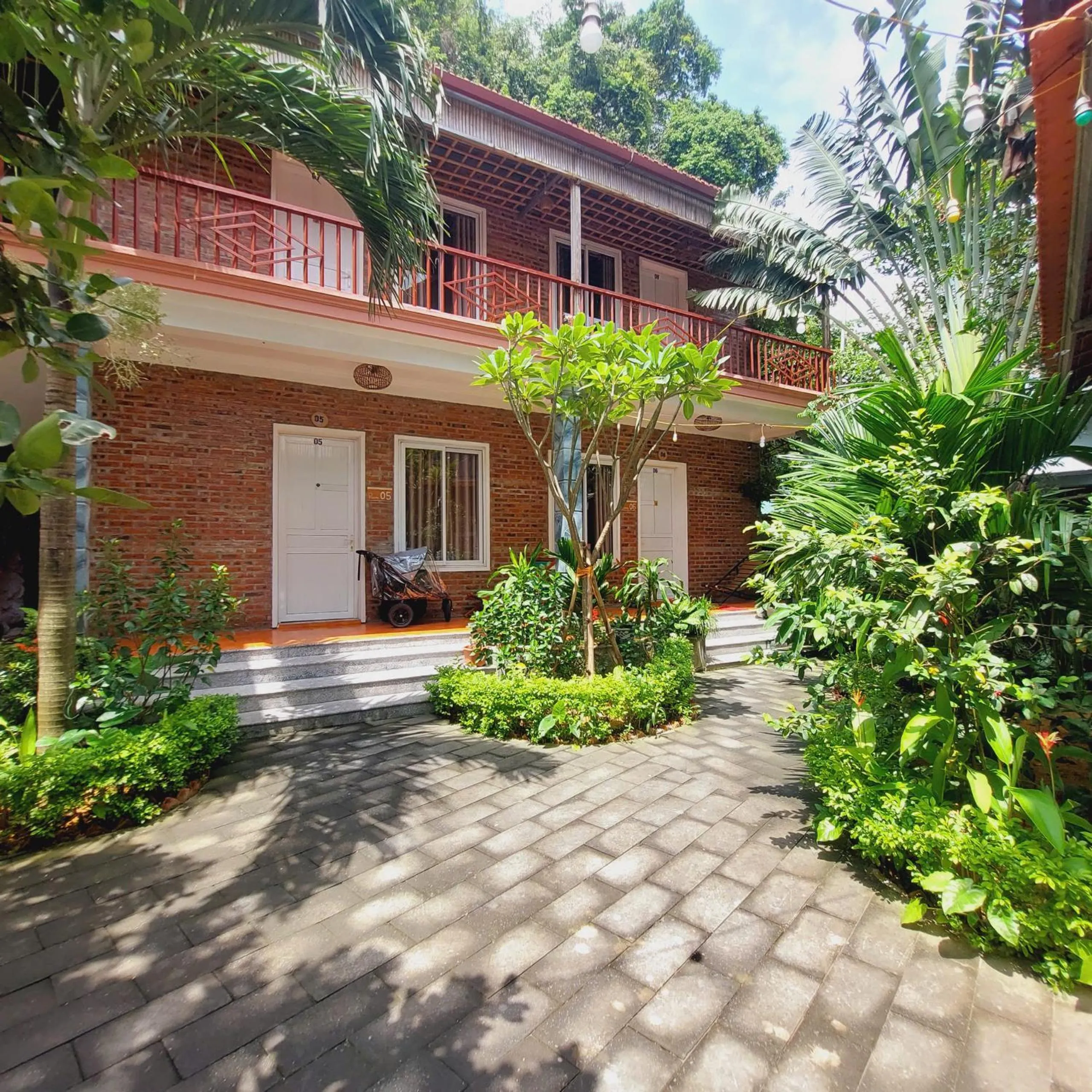 Garden in Ninh Binh Mountain Side Homestay & Cafe