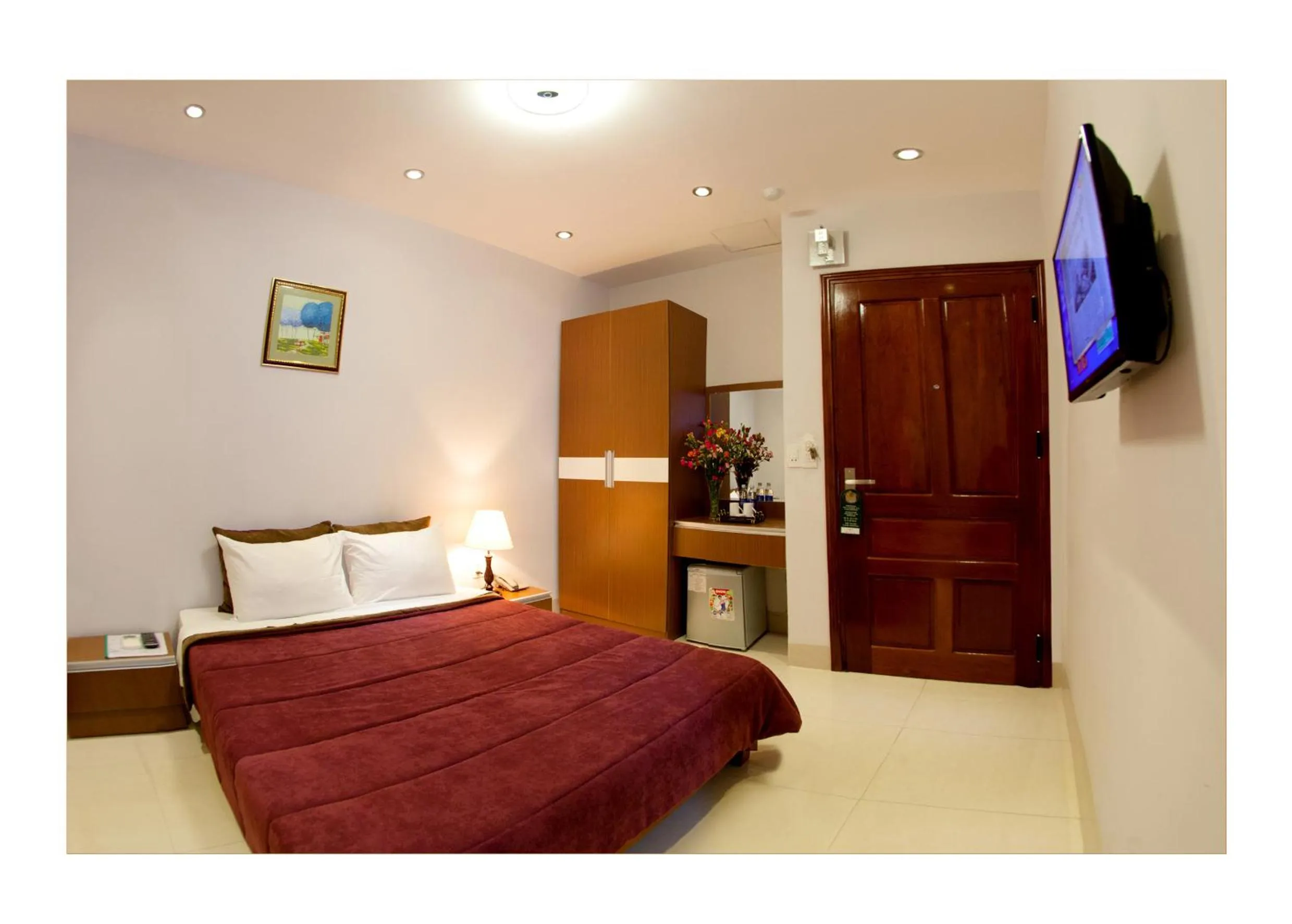 Photo of the whole room, Bed in Dai A Hotel