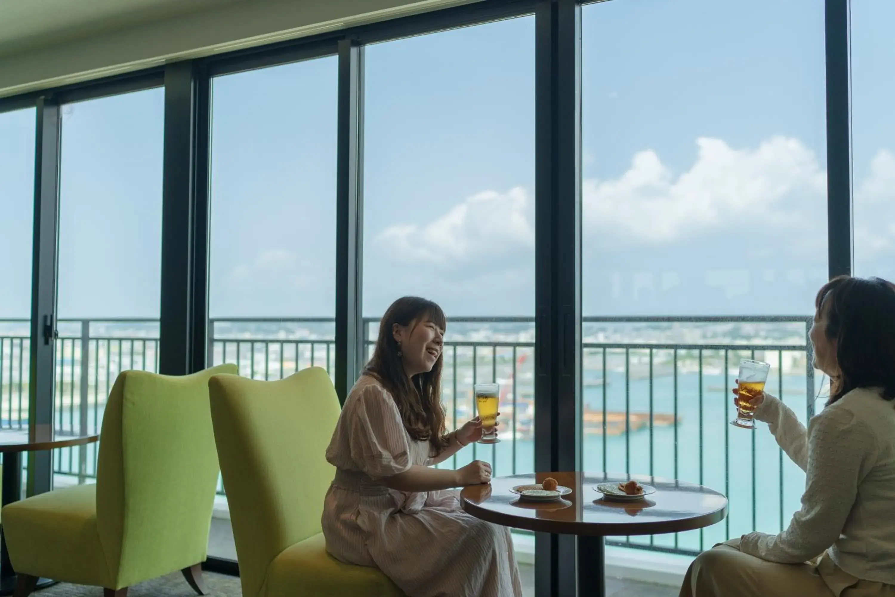 Large Premium Room with Harbor View and Lounge Access for 3 adults - 9-10F in Southern Beach Hotel & Resort Large Premium Room with Harbor View and Lounge Access for 3 adults - 9-10F in Southern Beach Hotel & Resort