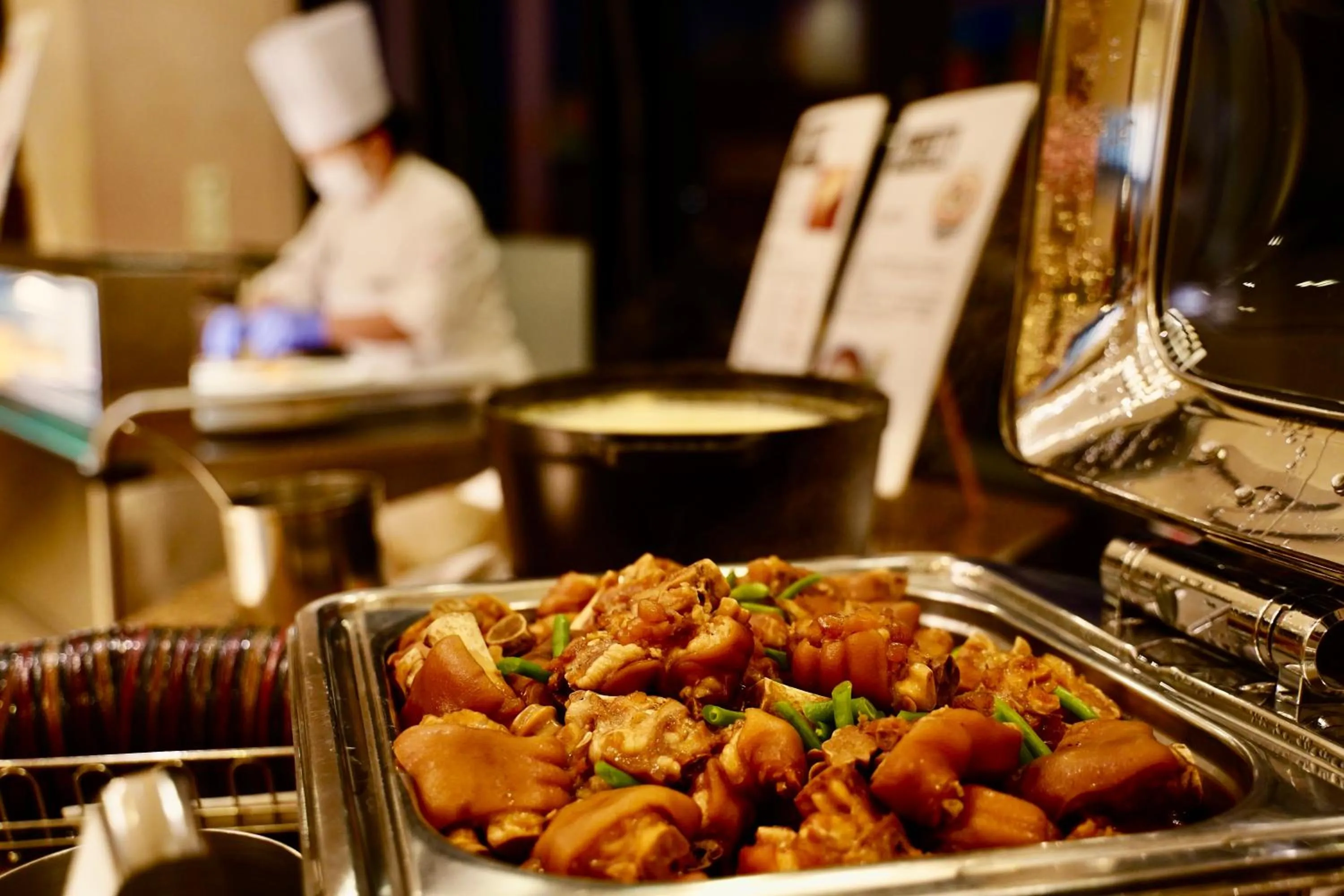 Food and drinks in Southern Beach Hotel & Resort