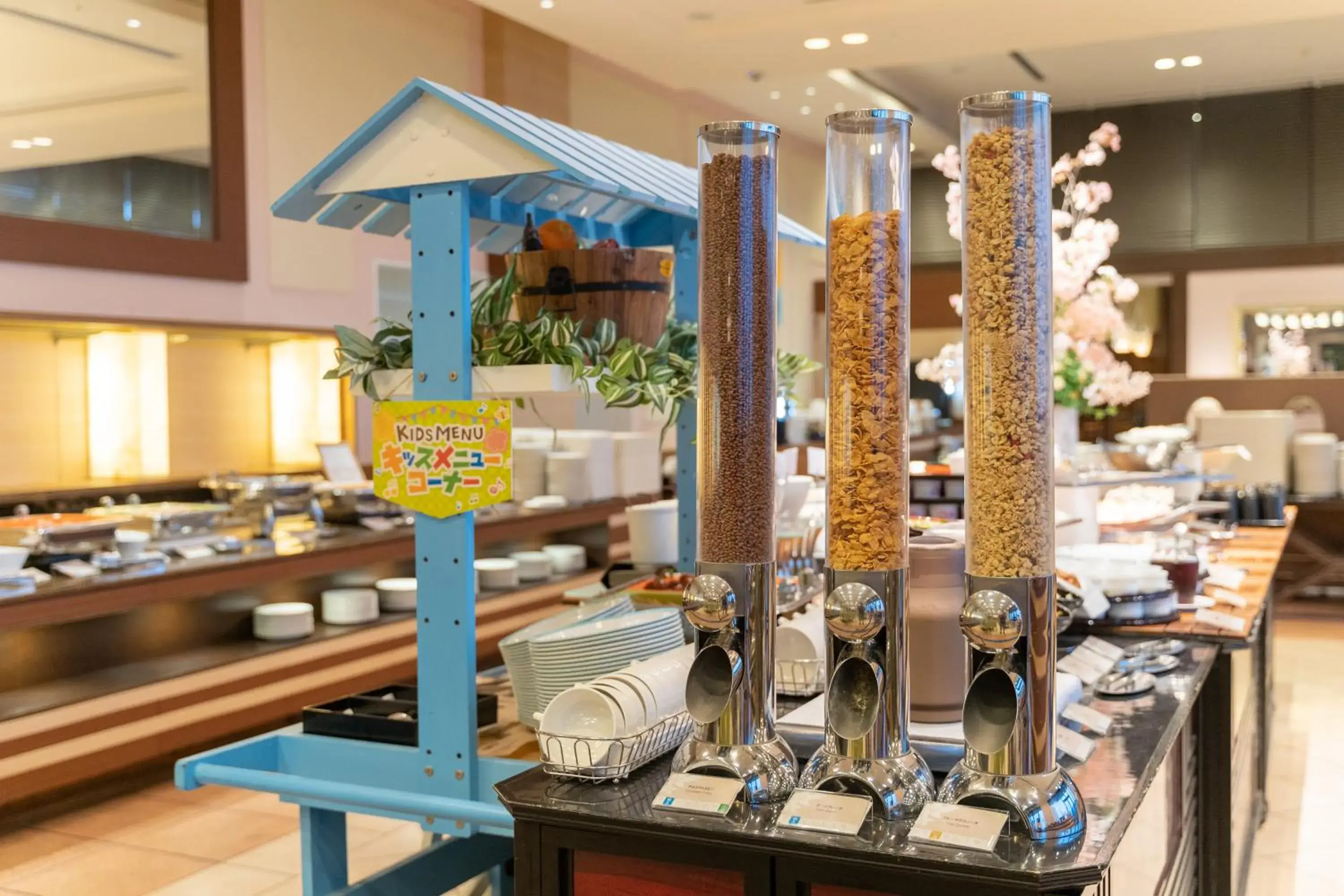 Buffet breakfast in Southern Beach Hotel & Resort Buffet breakfast in Southern Beach Hotel & Resort